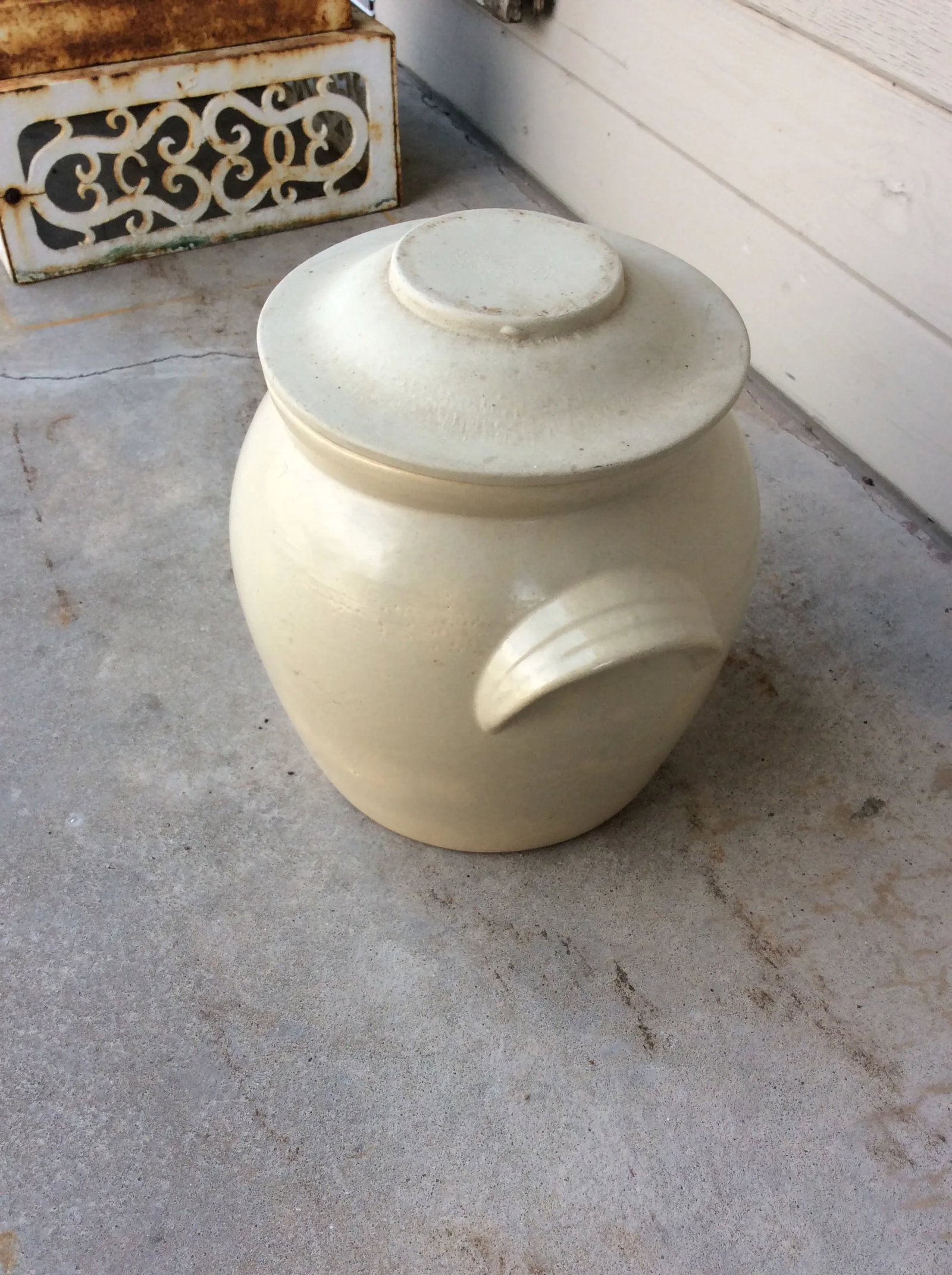 Early 20th Century French Confit Pot With Lid - 3