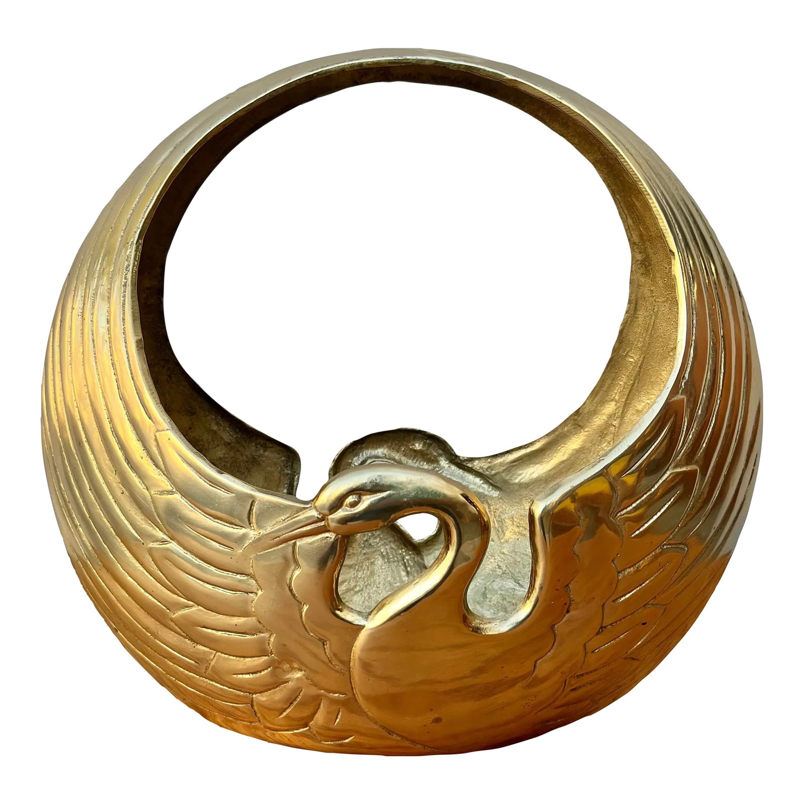 Vintage Hollywood Regency Brass Egret Basket /Centerpiece.: Large Vintage Mid century Hollywood Regency Brass Egret Basket/ Centerpiece With Handle. Circa 1970s This gorgeous heavy brass centerpiece features a double sided Egret forming a basket with wings