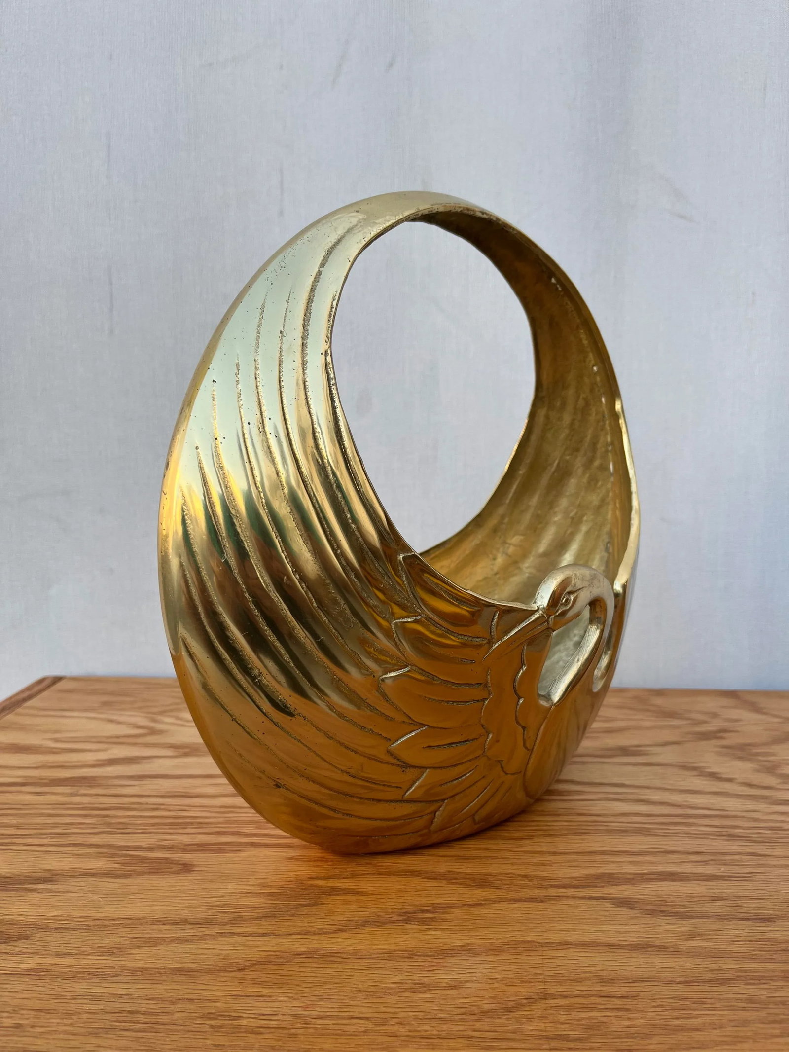 Vintage Hollywood Regency Brass Egret Basket /Centerpiece. - 2