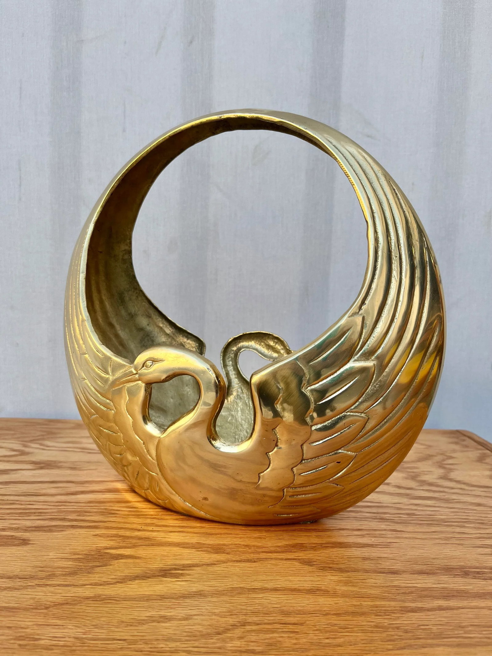 Vintage Hollywood Regency Brass Egret Basket /Centerpiece. - 4