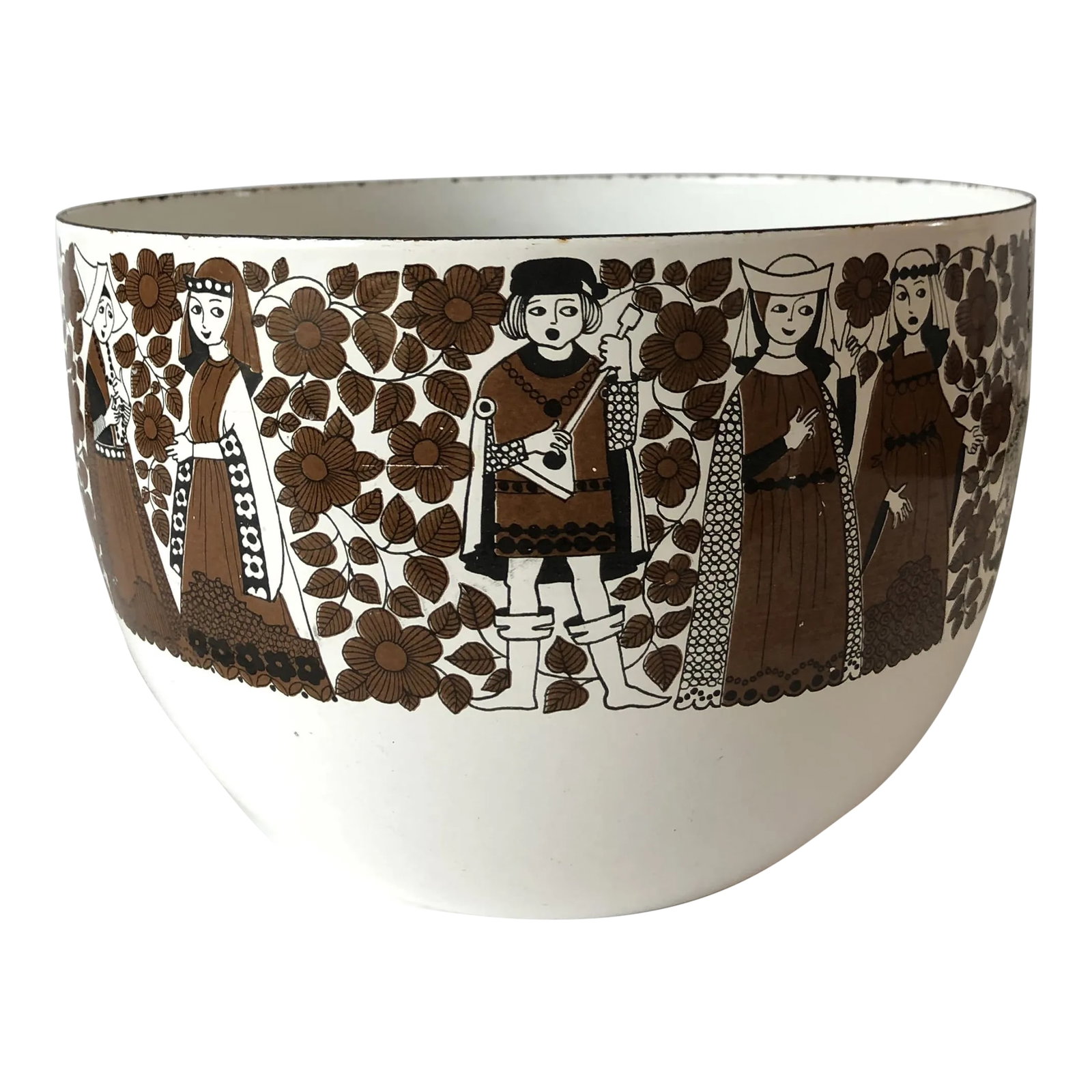 1960s Kaj Franck l Enamel Danish Modern Medieval Troubadour Bowl: Brown and black medieval troubadour enamelware bowl 8.25" wide and 5.5" tall designed by Kaj Franck, circa 1960s. Beautiful and versatile addition to any space. Minor signs of use add character to