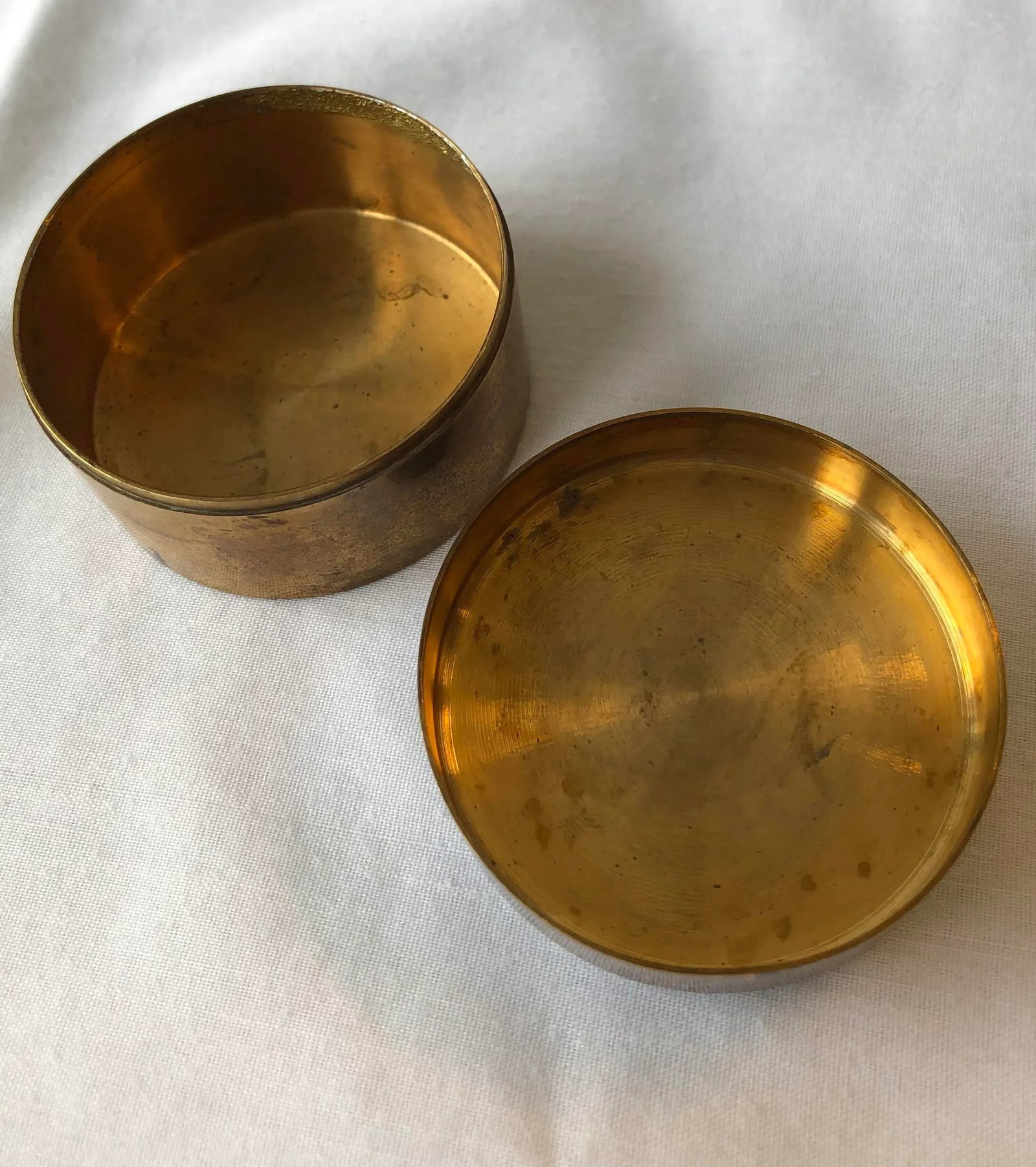 Mid 20th Century Porcelain and Brass Asian Trinket Box - 6
