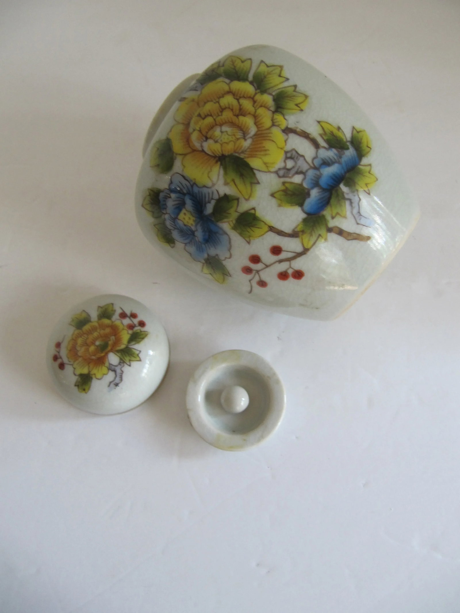 Vintage Ginger Jar With Yellow and Blue Flowers - 2