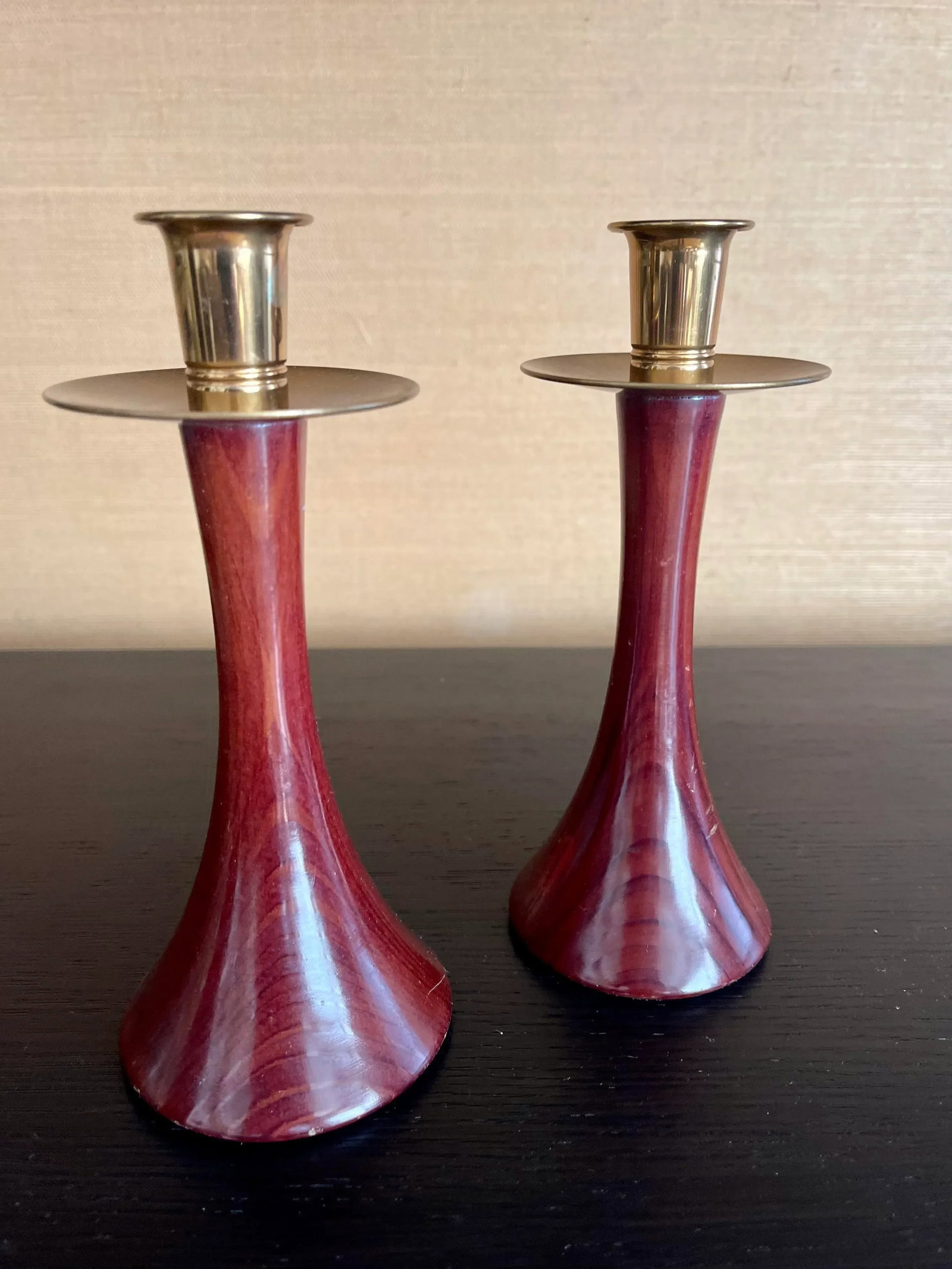 1960s Pair of Vintage Mid-Centry Redwood and Brass Candlesticks - 5