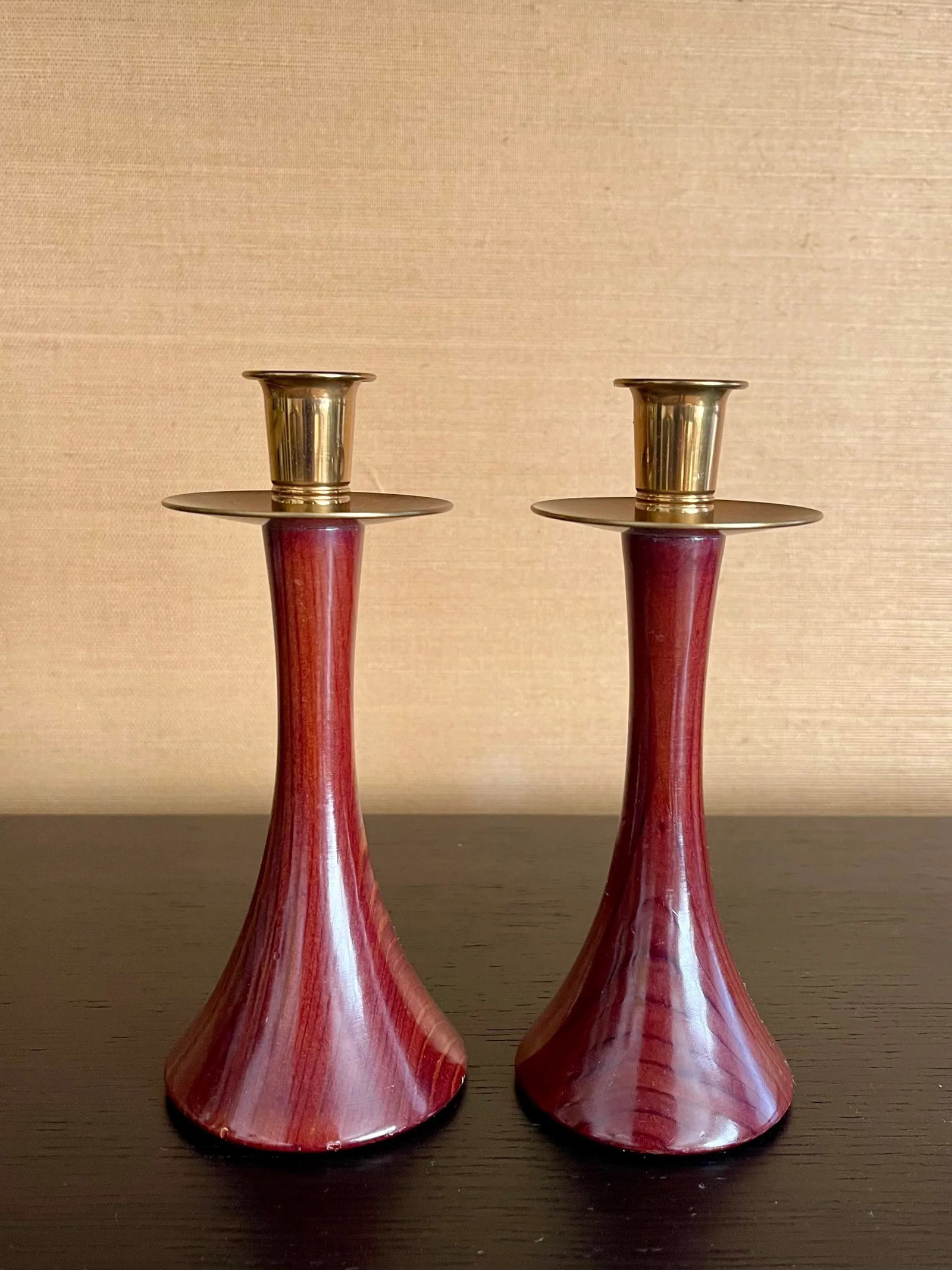 1960s Pair of Vintage Mid-Centry Redwood and Brass Candlesticks - 8