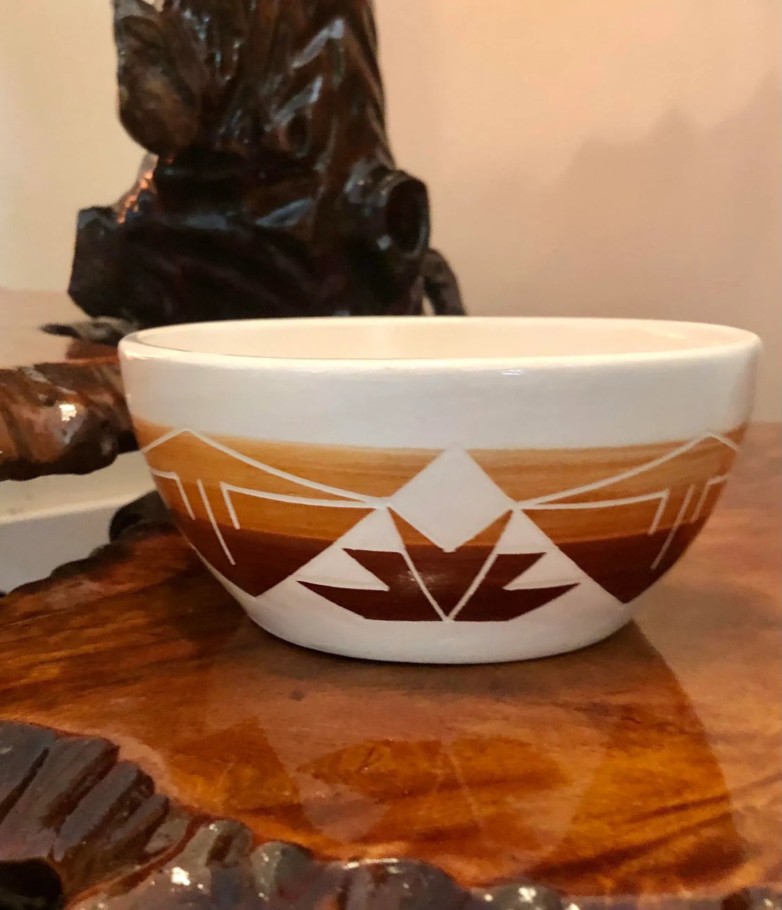 Vintage Sioux Native American Studio Pottery Bowl Signed and Numbered Kate DisMounts - 6