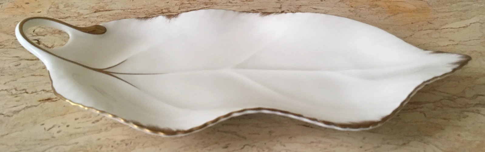 Mikasa Ivory Bone China Leaf Shape - 2