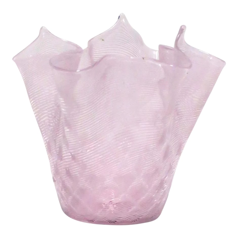 Italian Pink Handkerchief Art Glass Vase: A beautiful Italian pink handkerchief art glass vase in the style of Venini, circa 20th century, Italy. A beautiful hand-made piece with quilted / diamond design around lower half of vase. Dimensions: