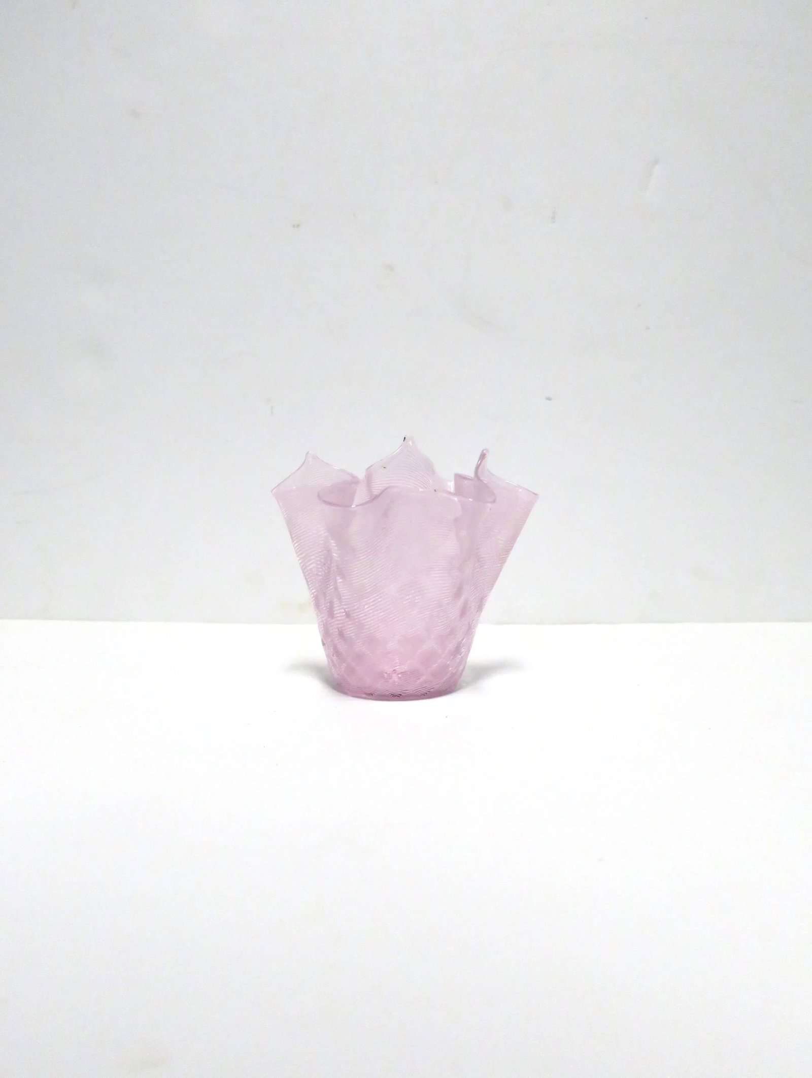 Italian Pink Handkerchief Art Glass Vase - 2