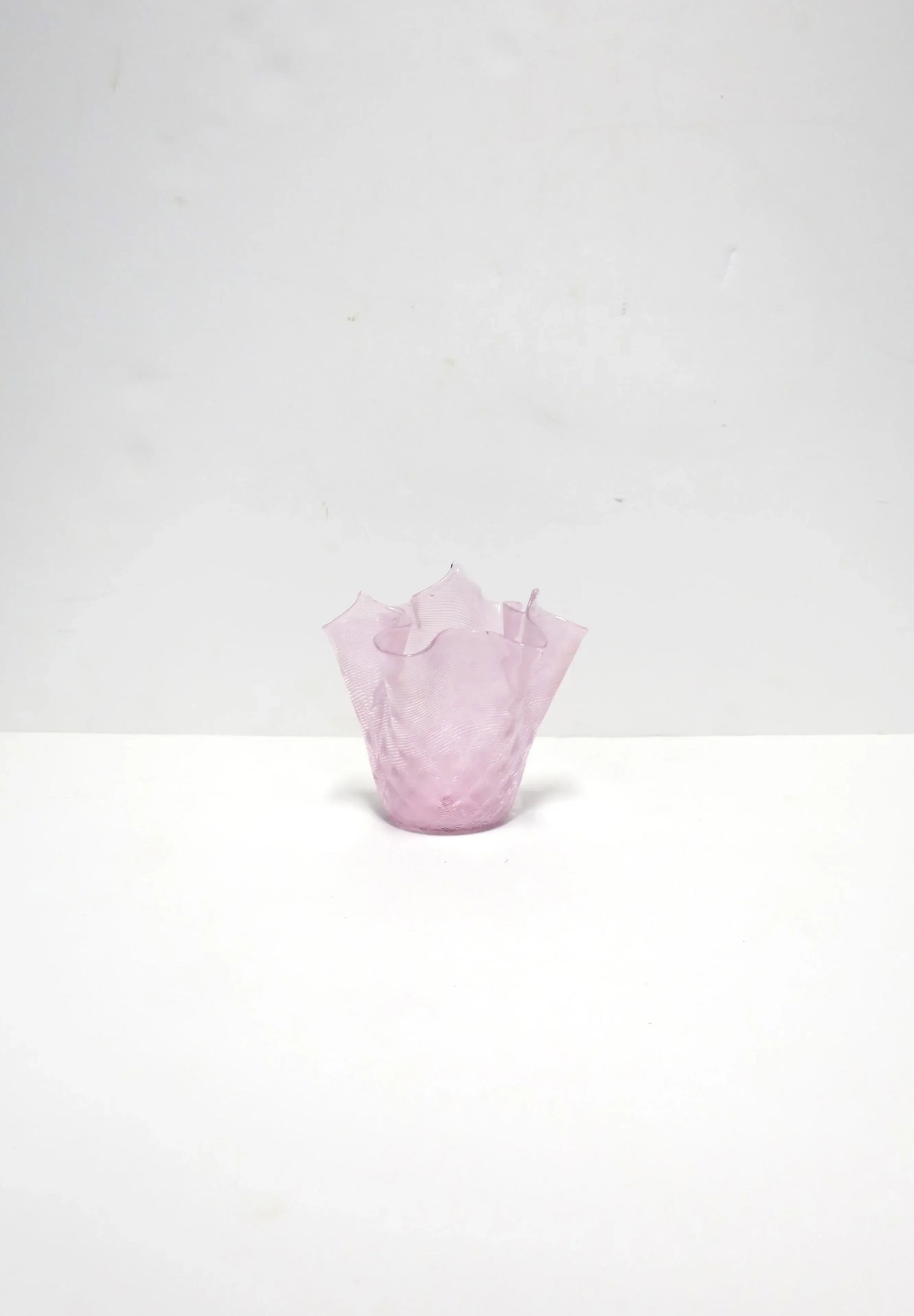 Italian Pink Handkerchief Art Glass Vase - 7