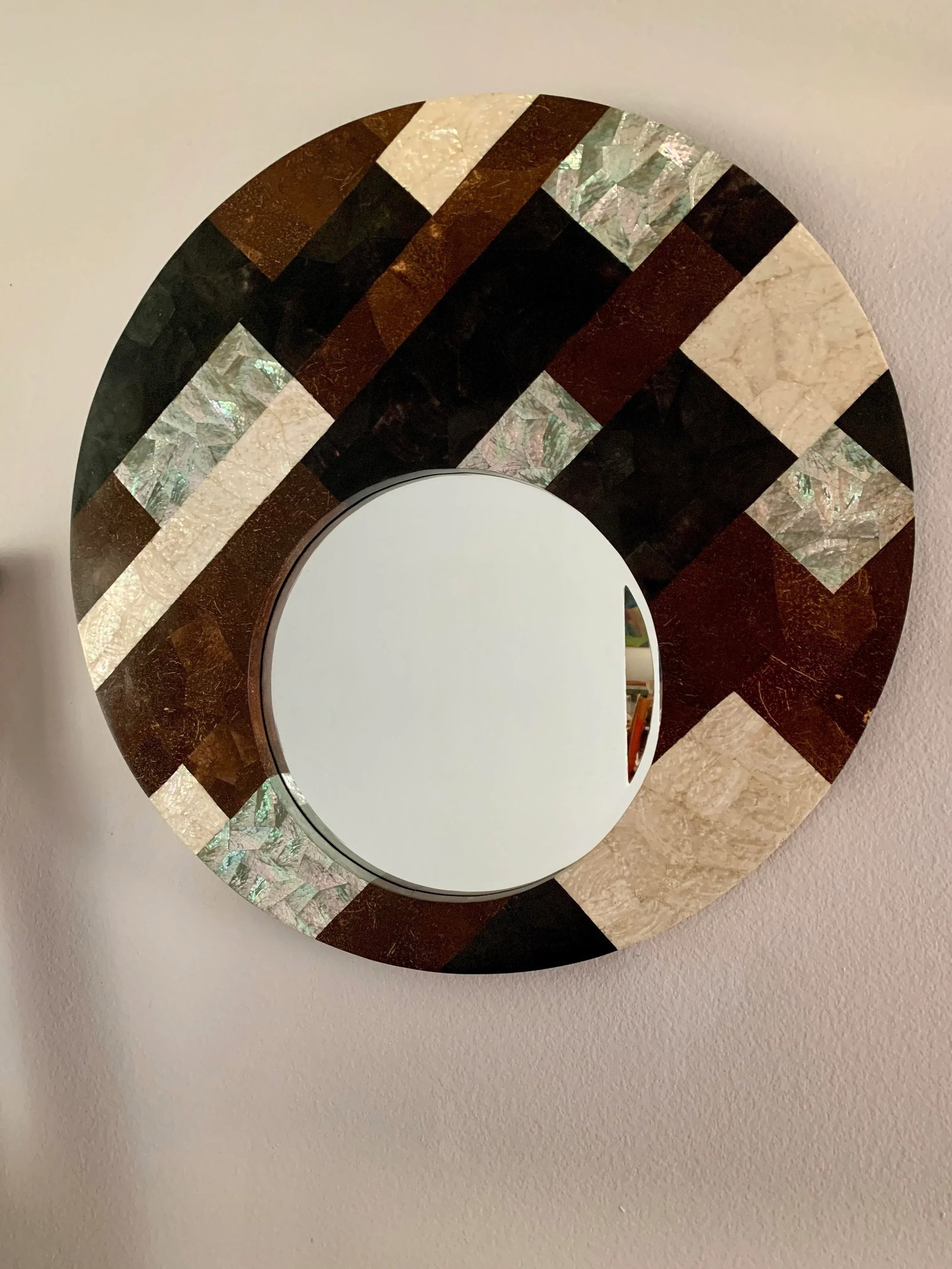 Reduced Modern Stone Round Wall Mirror - Shawna Stoney - 4