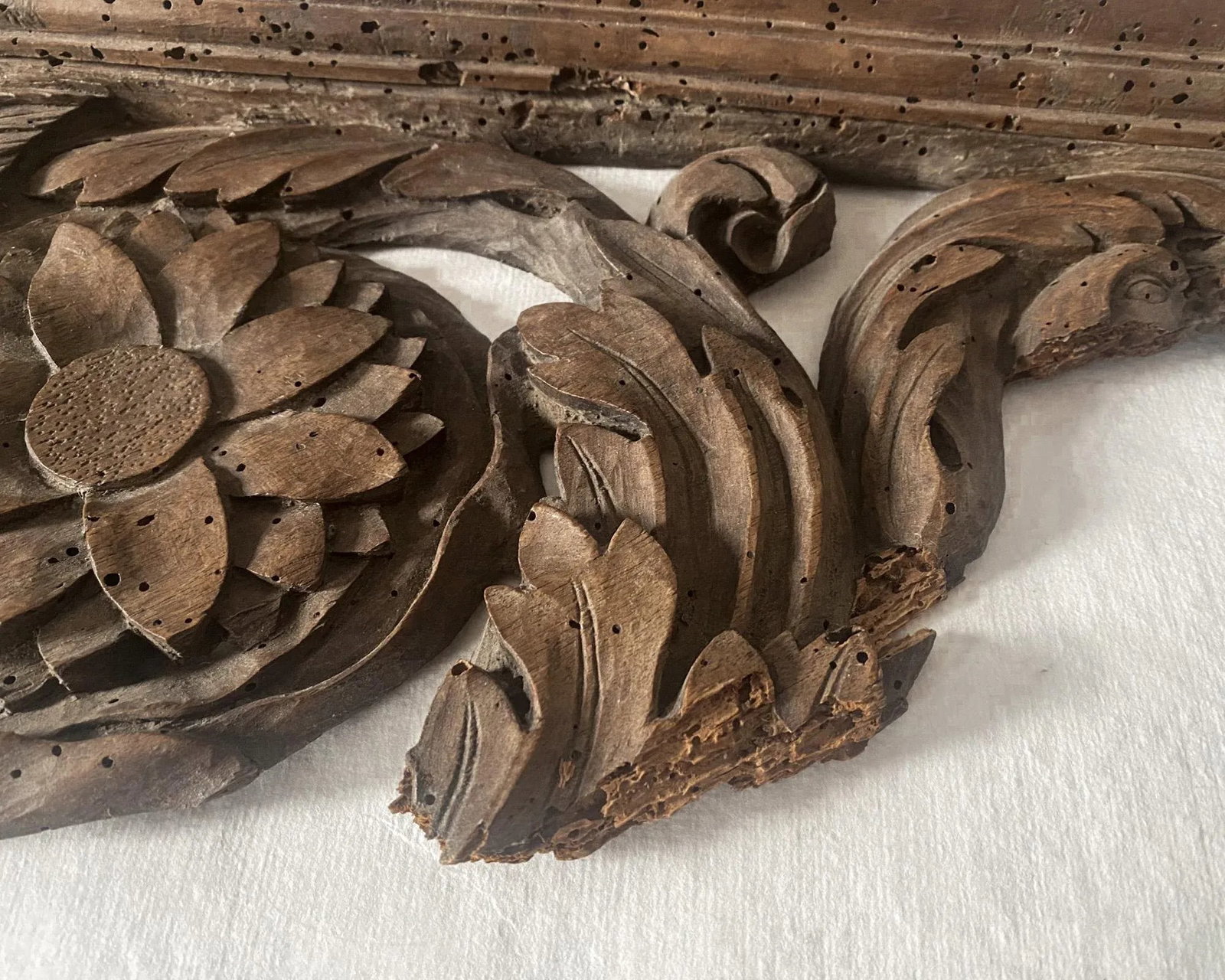 18th Century French Carved Wood Angel and Cherub Architectural Salvage Wall Hanging - 4