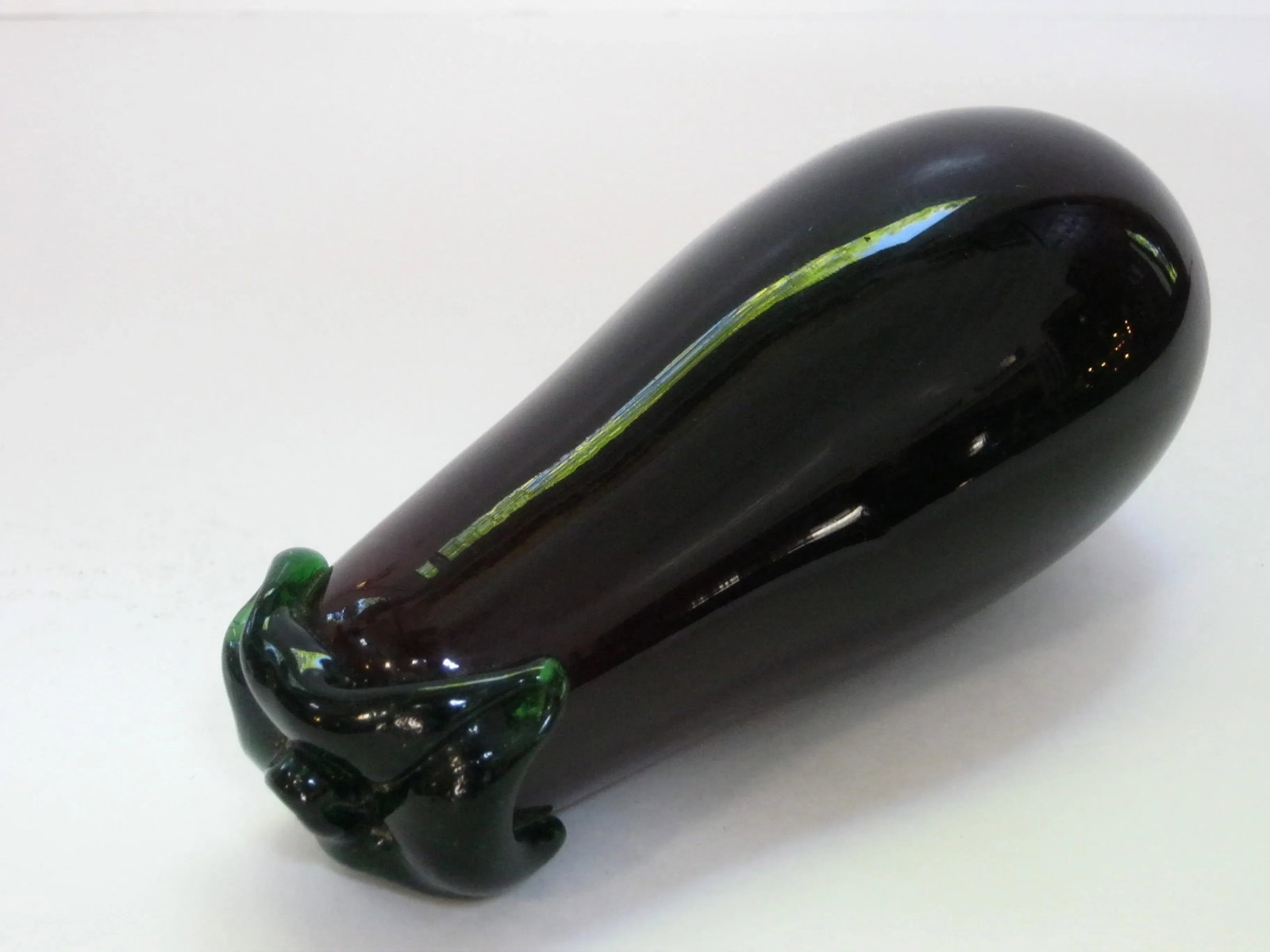 Italian Venetian Murano Large Hand Blown Glass Eggplant Figurine - 4