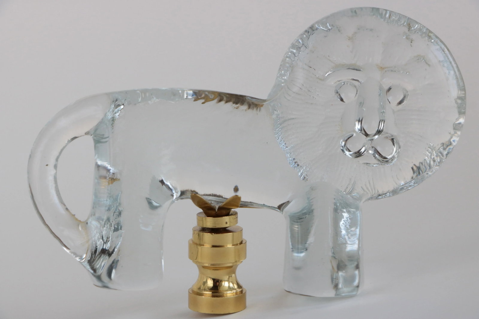 Kosta Boda Bertil Vallien Glass Lion Lamp Finial - 2