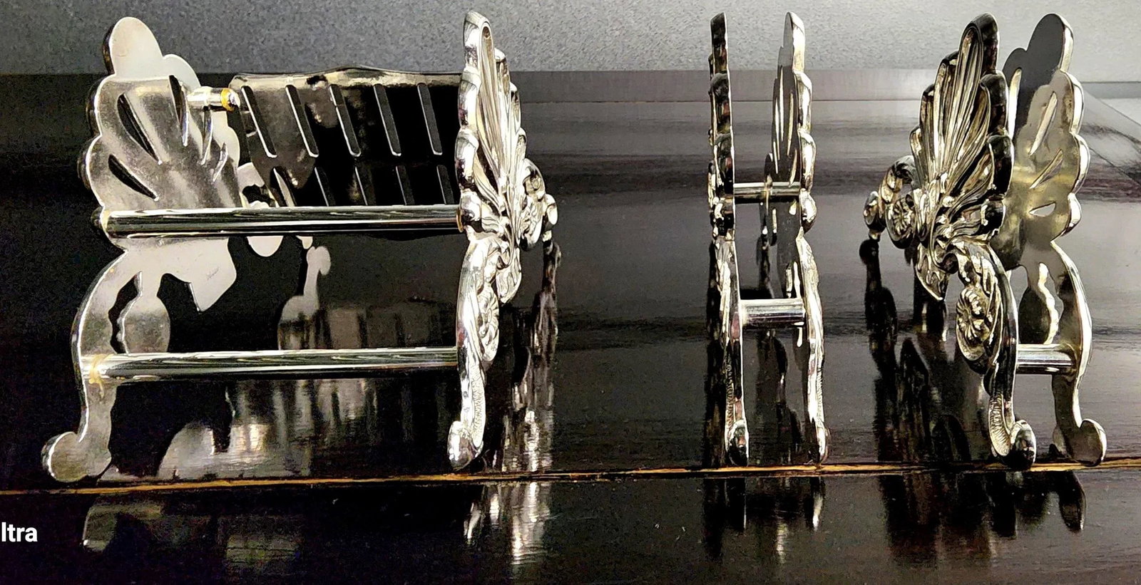 Vintage Leonard Italian Fine Silver Plate Napkin Holders - Set of 3 - 8