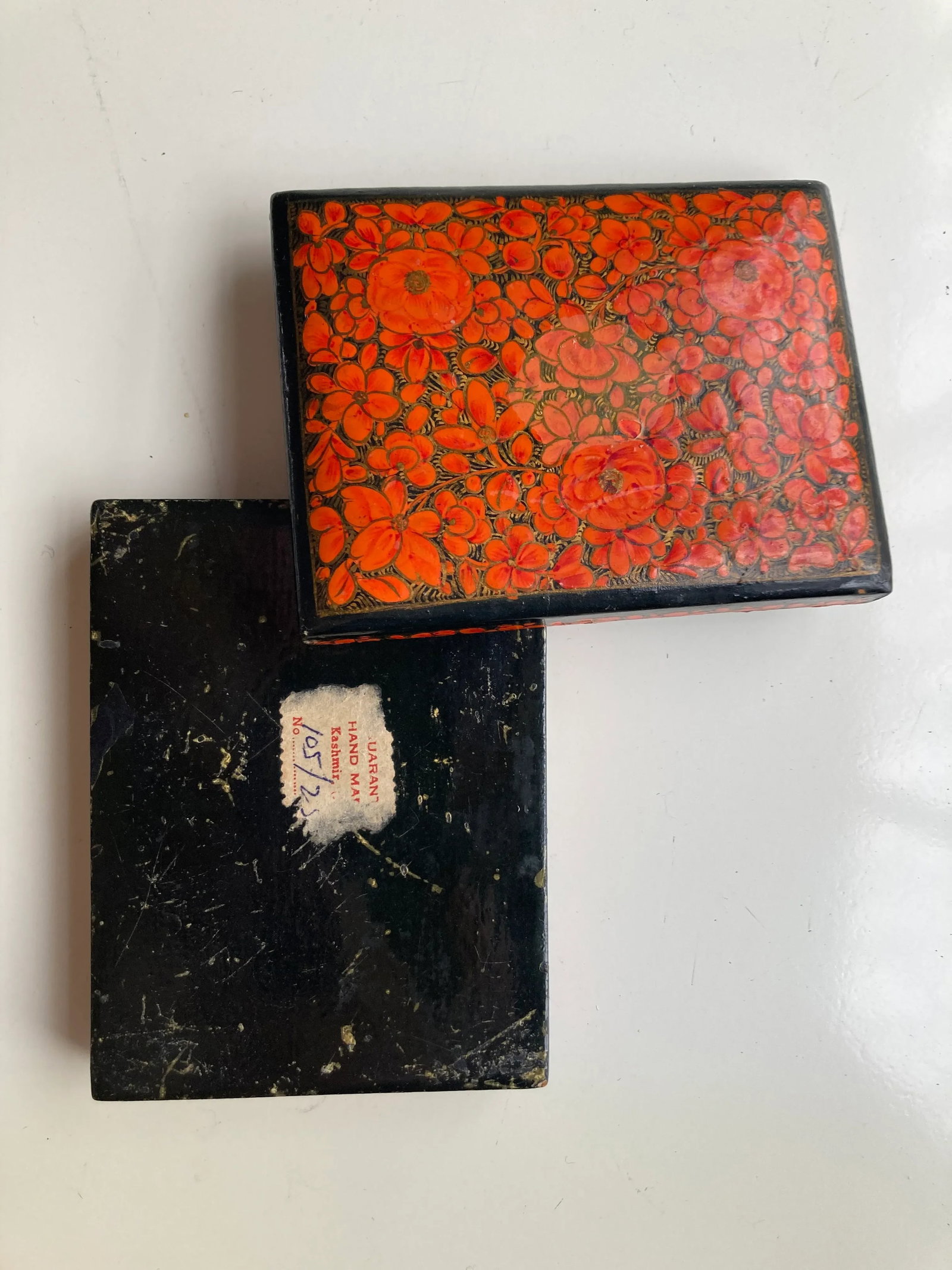 Vintage Kashmir Floral Design Paper Mache Lacquer Trinket Box - 3