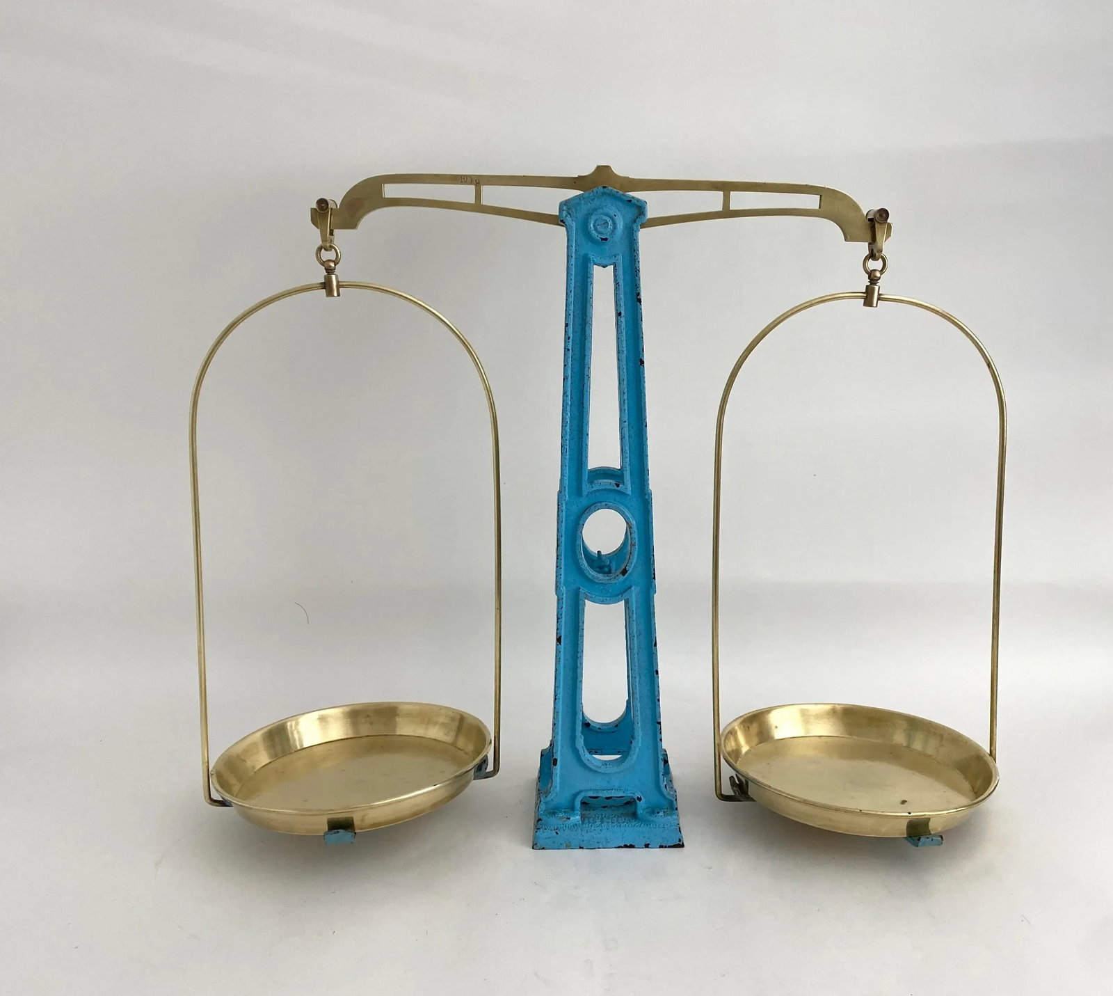 Vintage French Eiffel Tower Balance Scale - 11