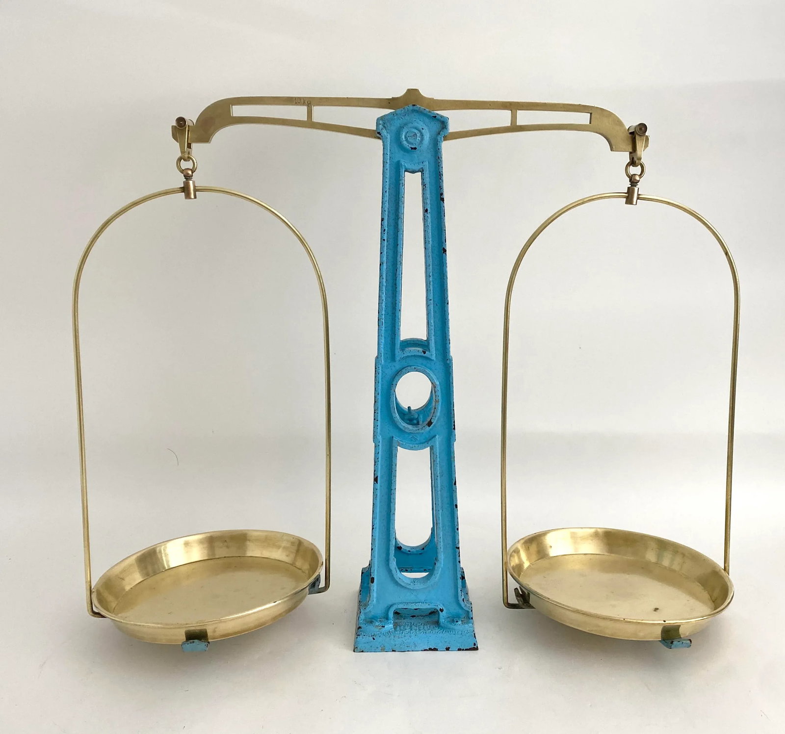 Vintage French Eiffel Tower Balance Scale - 2