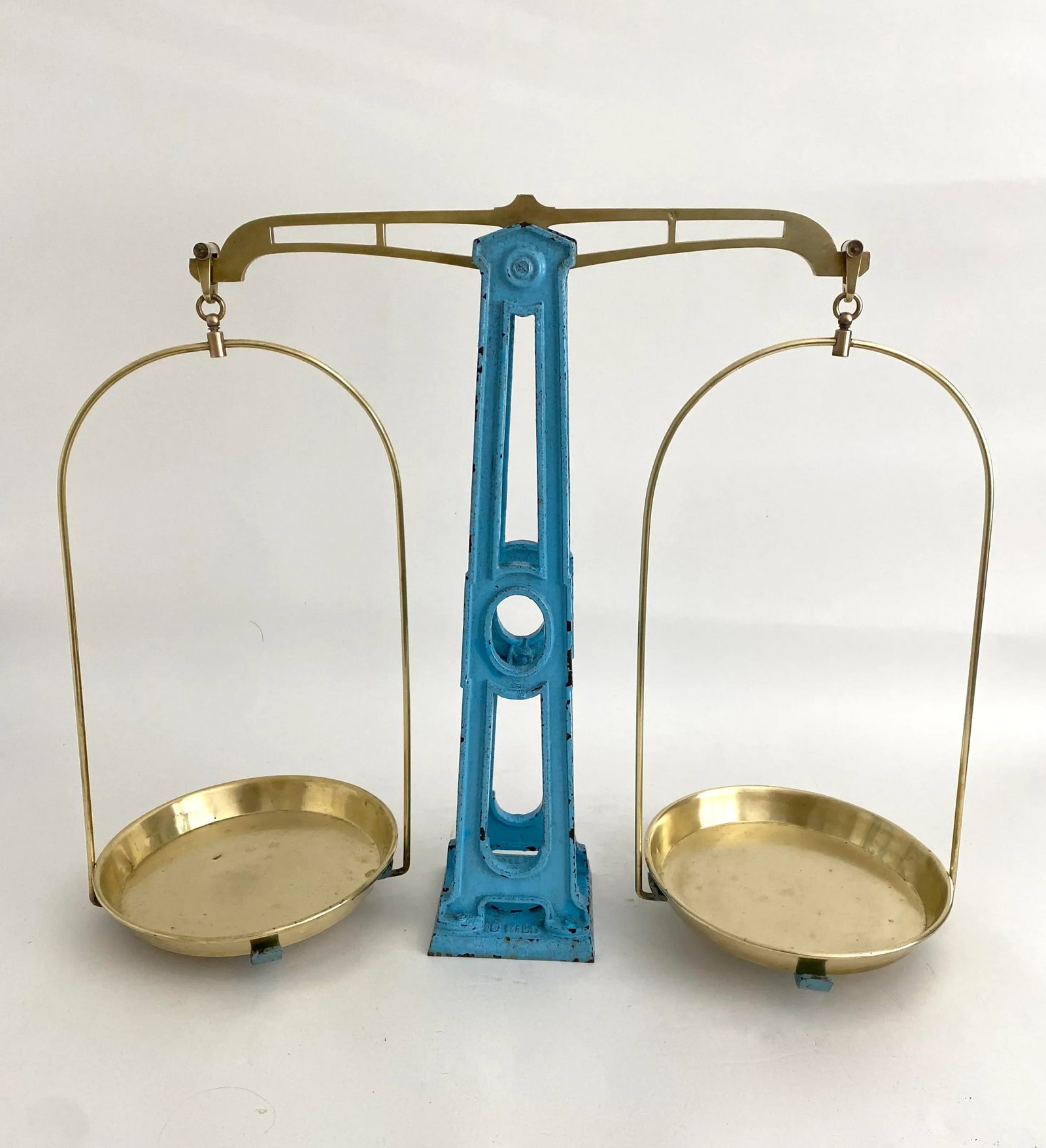 Vintage French Eiffel Tower Balance Scale - 3