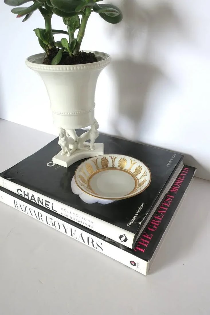Italian Urn Vase Planter With Dogs Egyptian Revival Style - 8