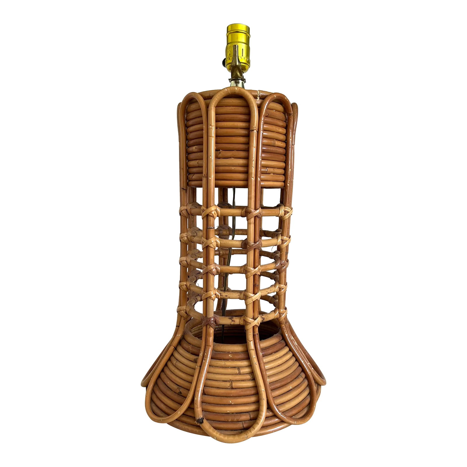 Vintage Stacked Rattan Table Lamp: Vintage stacked rattan table lamp in the style of Gabriella Crespi. Lovely statement piece. Condition: Alterations: Original Condition Unaltered Imperfections: Some Imperfections Condition Notes: