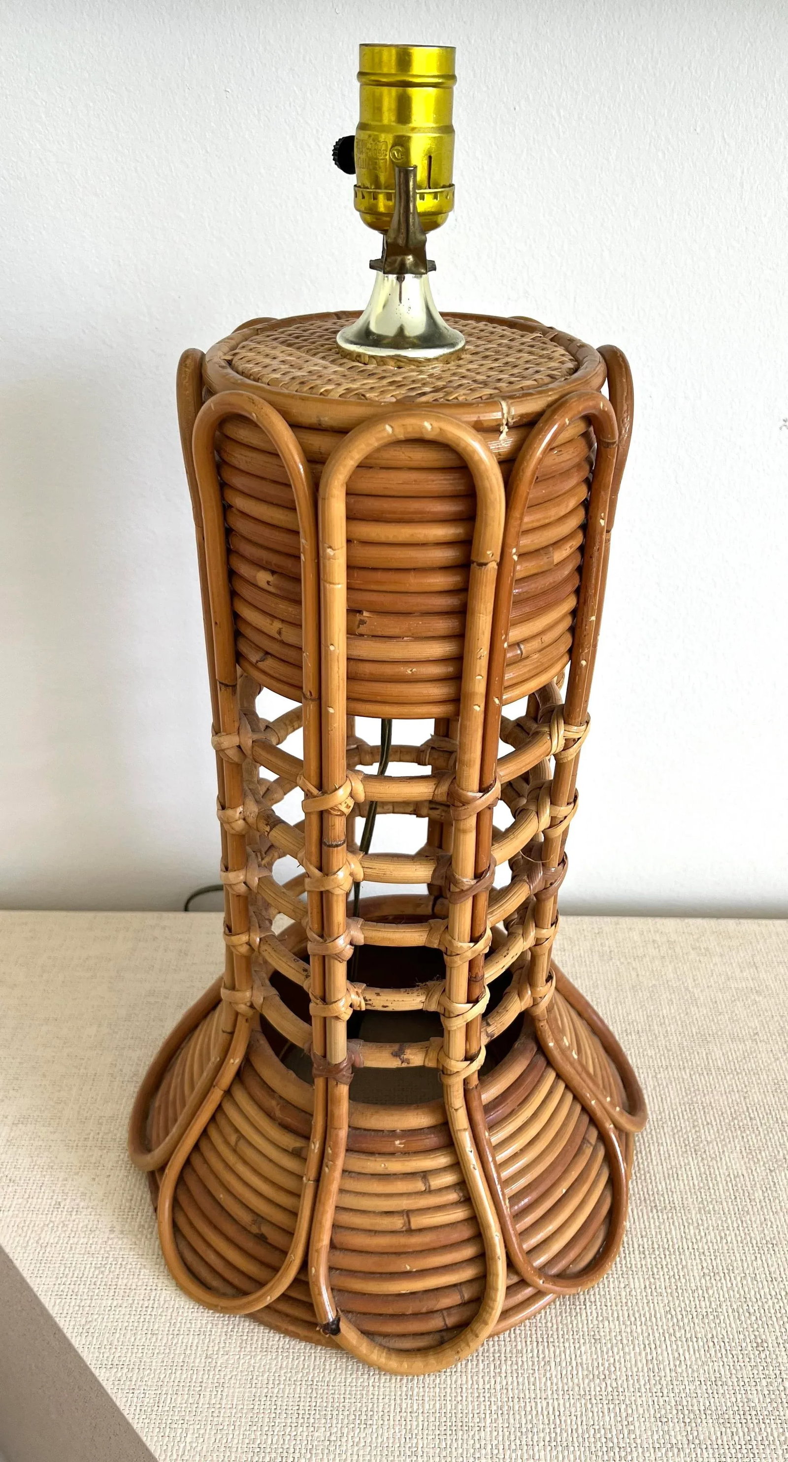 Vintage Stacked Rattan Table Lamp - 4