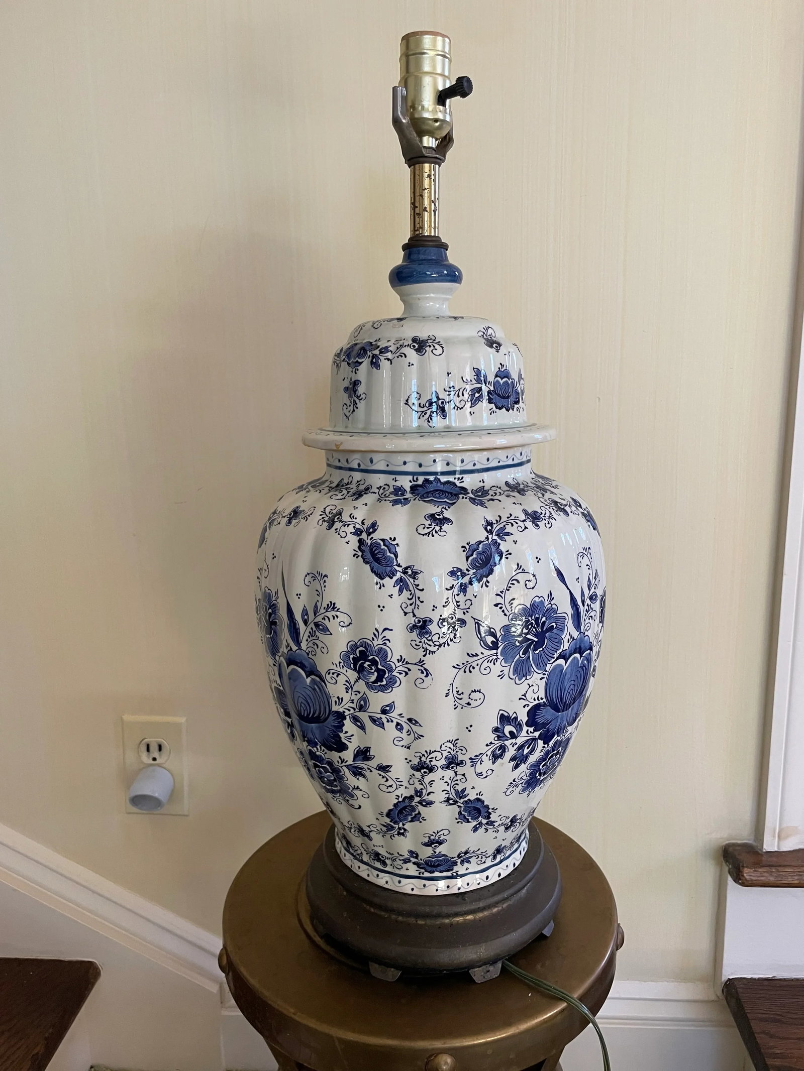 Large Delft Ginger Jar Lamp - 2