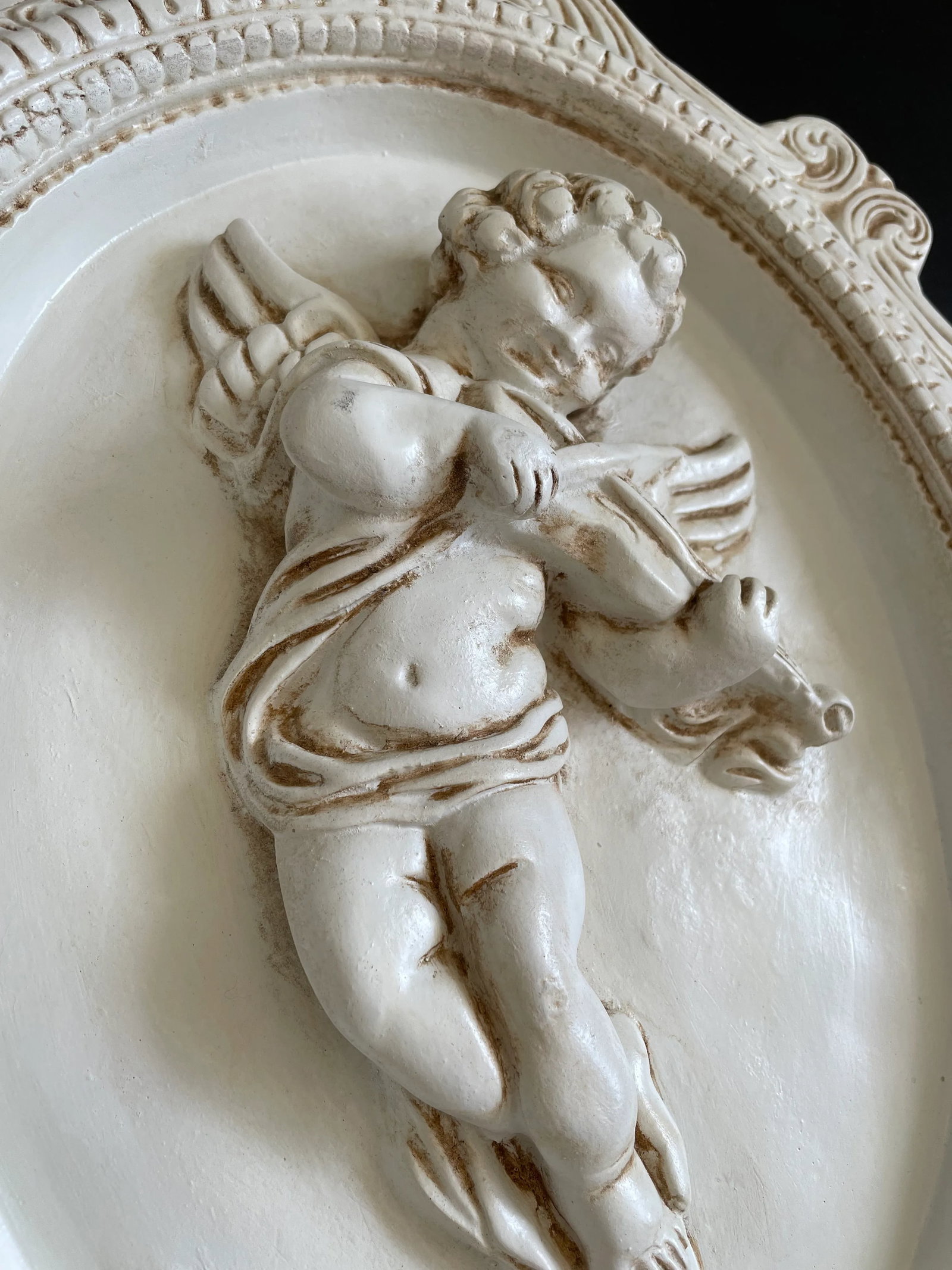Vintage Cherub Playing Violin Architectural Medallion Plaster Plaque - 2