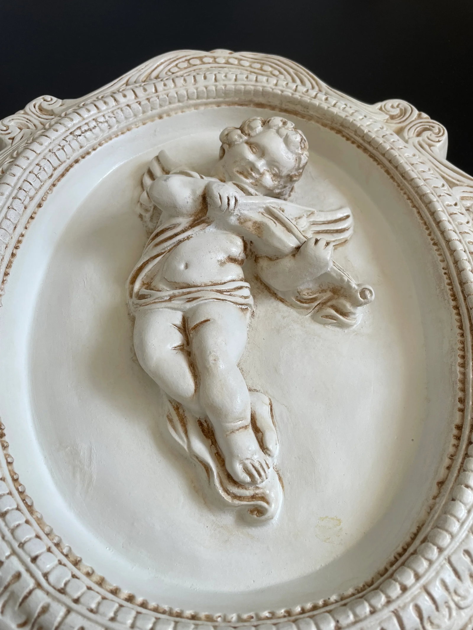 Vintage Cherub Playing Violin Architectural Medallion Plaster Plaque - 4