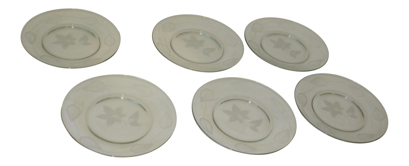 Vintage 1950s Clear Glass Hand Etched Floral Appetizer Dessert Plates Dishes - Set of 6: Vintage Clear Hand Etched Glass Dishes With Satin Finish Floral Design Set Of 6 This is a beautifully set of 6 vintage dishes that can be used for dessert, buffets or salads. The dishes are clear