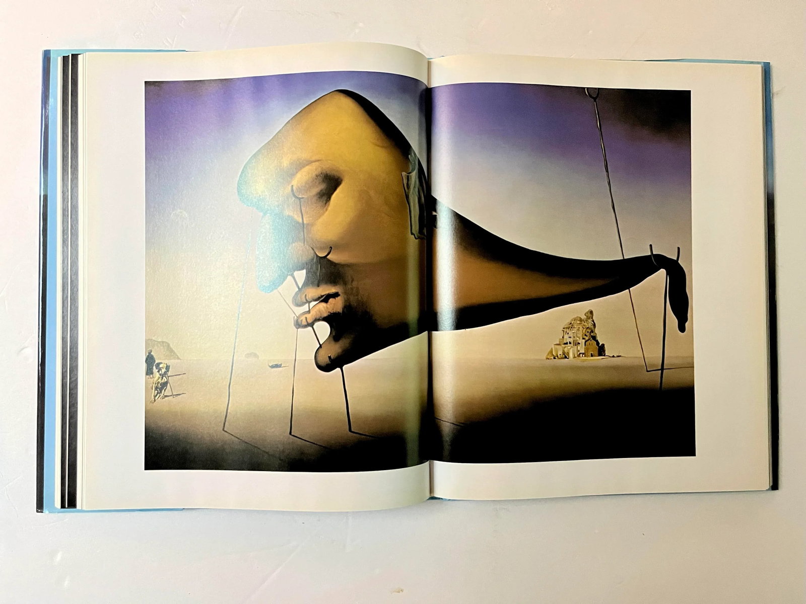 Salvador Dali 1904-1989, by Robert Descharnes, Taschen, 1998 - 3