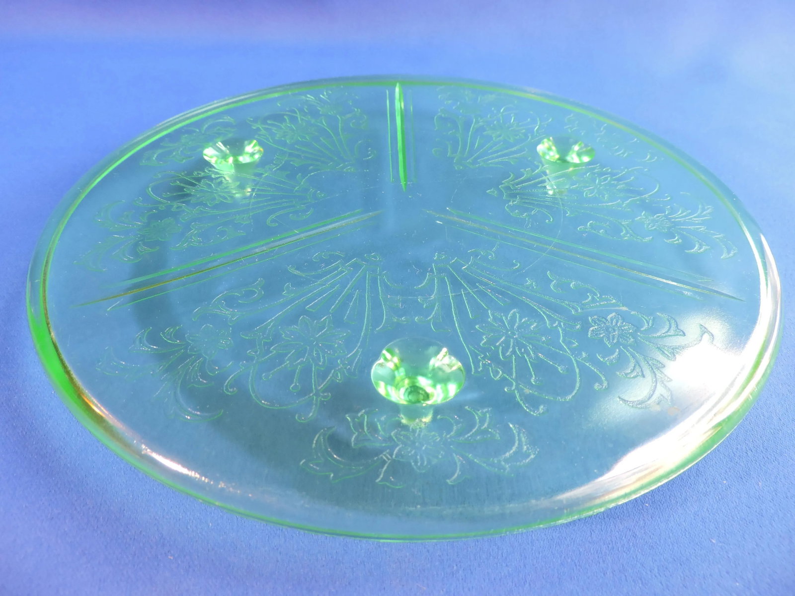 Circa 1932 Us Paneled Aster Cake Stand Depression Vaseline Glass - 2