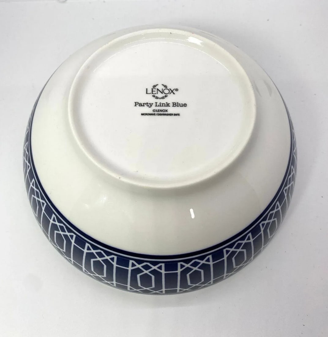 Early 21st Century Lenox Party Link Blue 3 Piece Place Setting - Blue Band/Links on Rim - 9