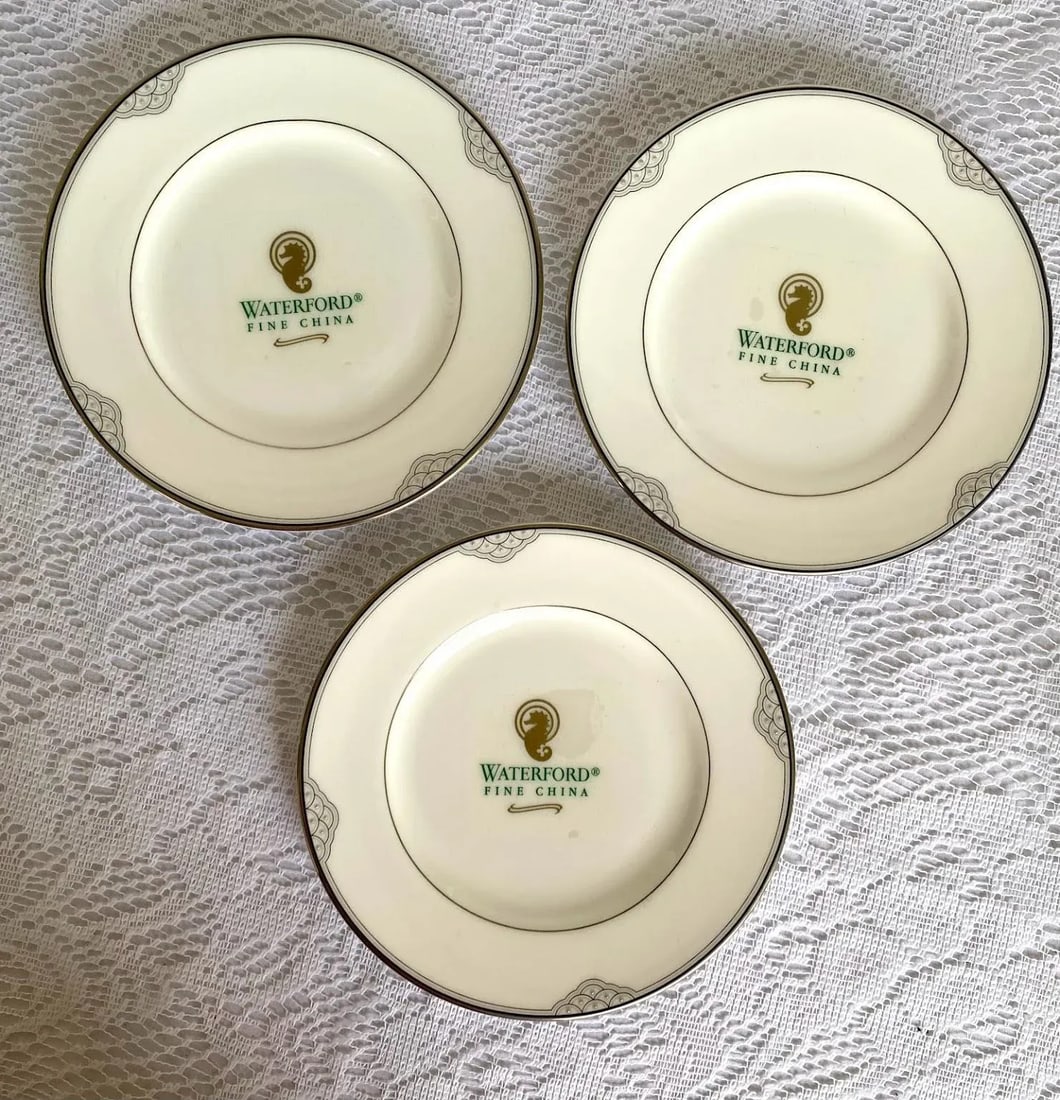 2000s Waterford Chiffonier Scallops & Dots, Platinum Trim Fine China Dessert Serving Set- 9 Pieces - 8