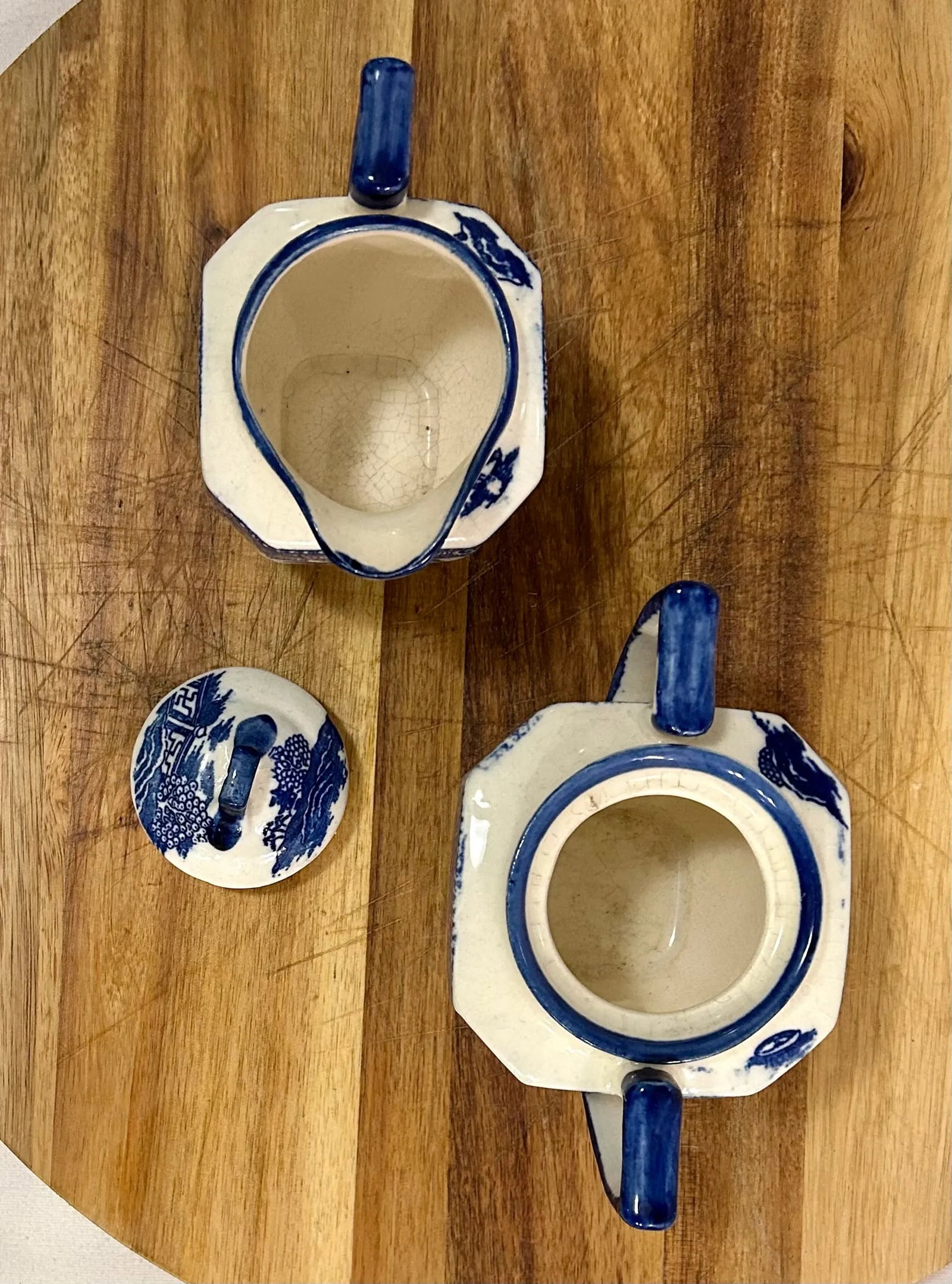 Art Deco Blue Willow Transferware Sugar and Creamer Set, 2 Pieces - 6
