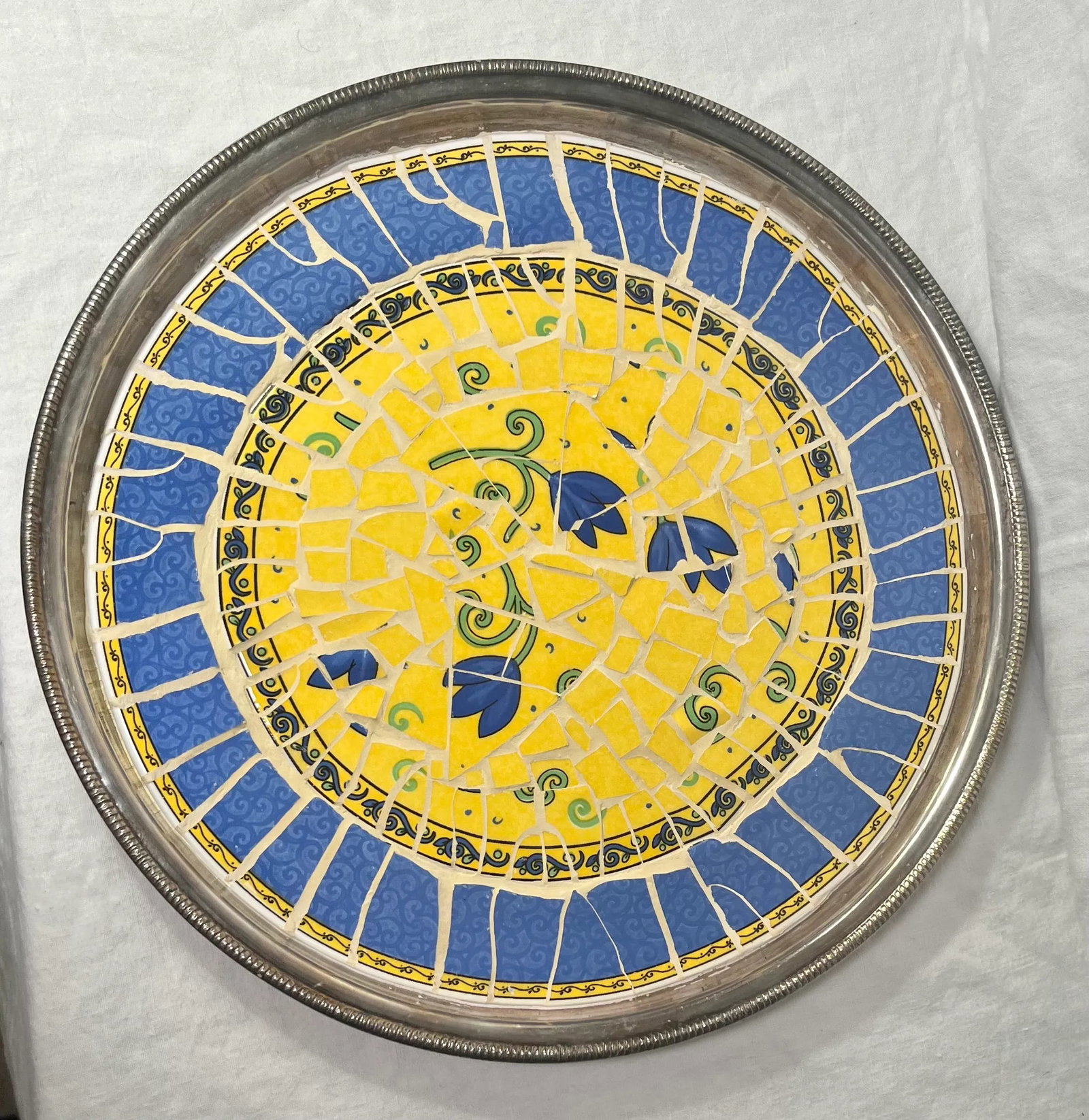 Vintage Round Silver Plated Blue and Yellow Floral Mosaic Tile Tray - 3