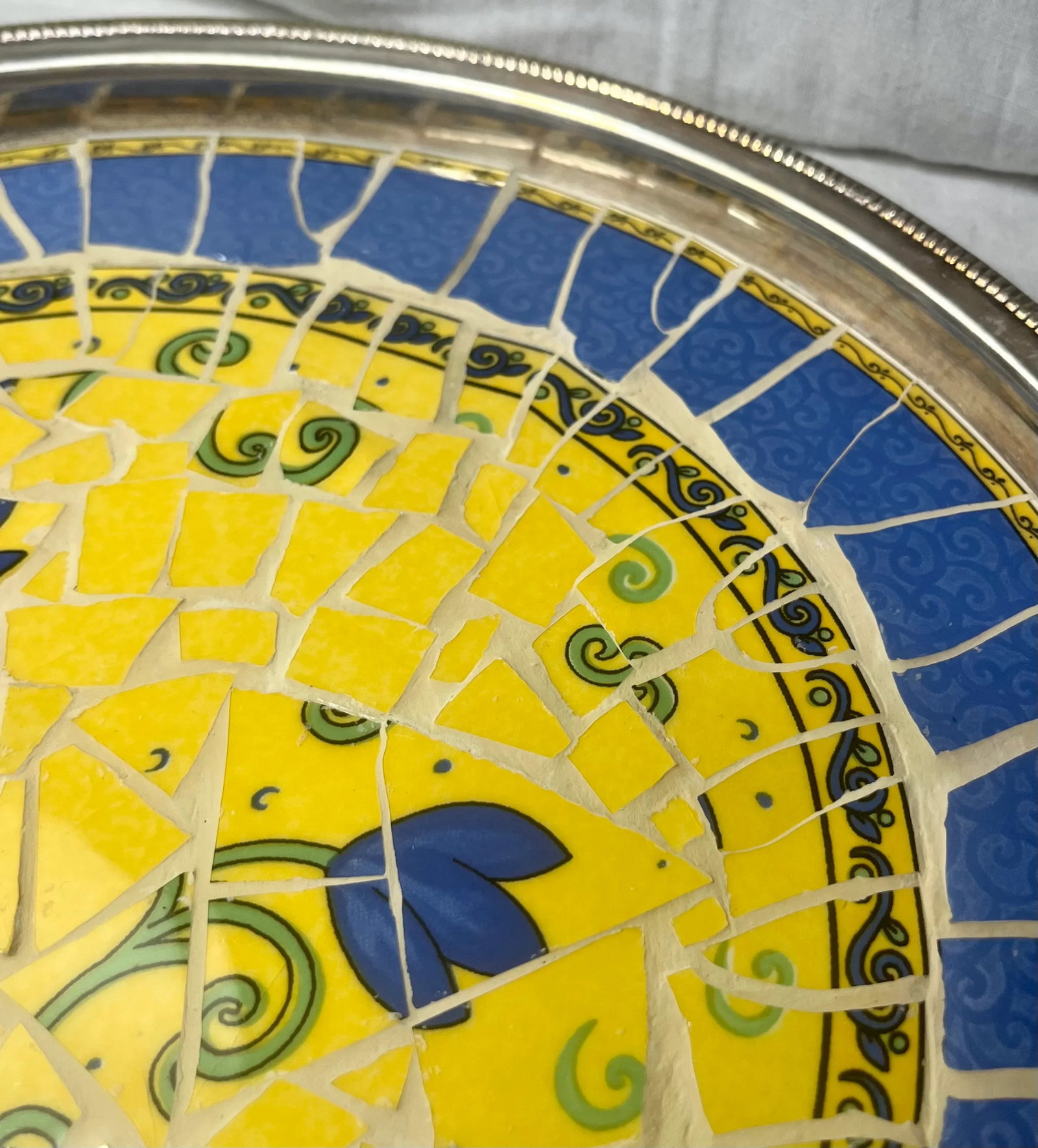 Vintage Round Silver Plated Blue and Yellow Floral Mosaic Tile Tray - 8