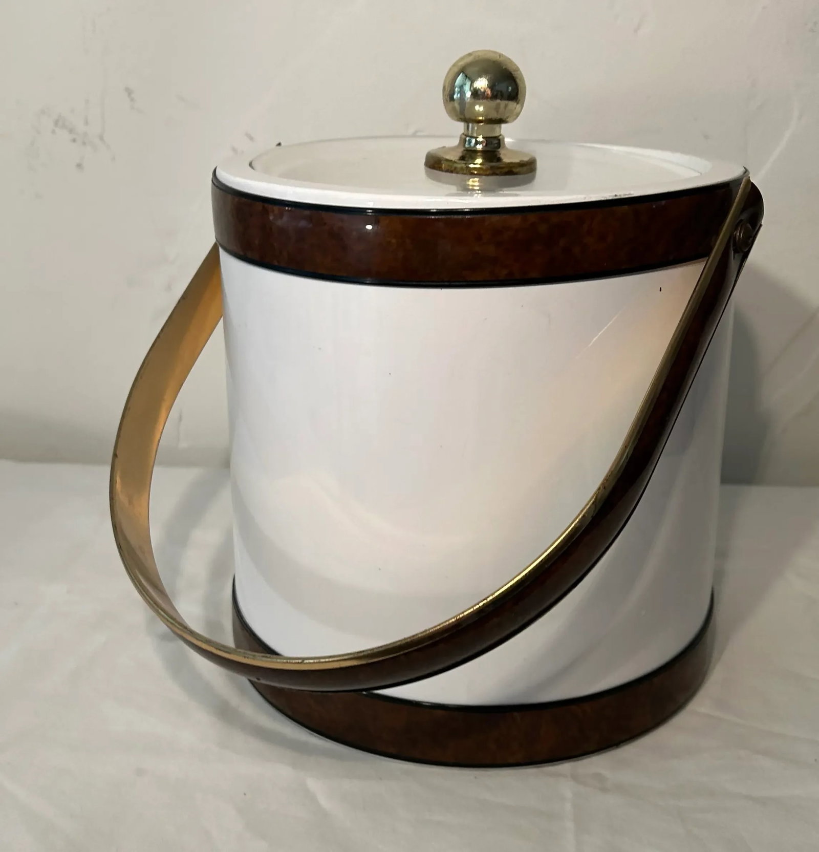 Hollywood Regency Faux Burlwood Morgan & Company Ice Bucket - 10