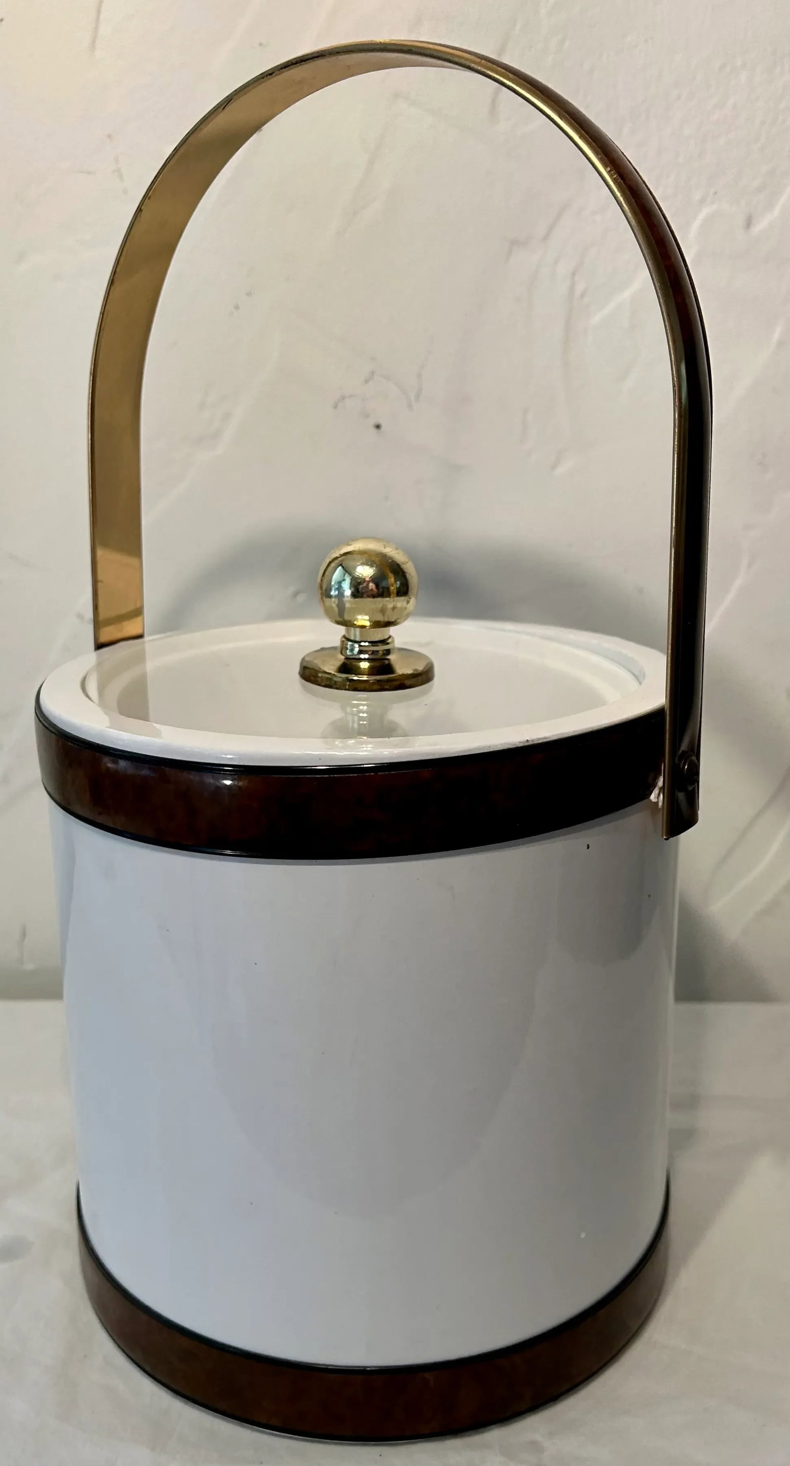 Hollywood Regency Faux Burlwood Morgan & Company Ice Bucket - 3