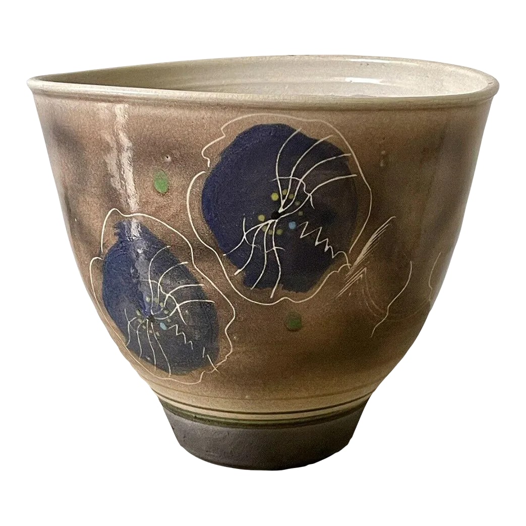 1980s Jamie Davis Studio Art Pottery Postmodern Raku Ceramic Vessel: PALM BEACH ESTATE FIND!! Gorgeous Studio Art Pottery vase by Jamie Davis, circa 1980s. It measures 8.5" tall and approximately 10.5" at its widest across the top opening. Has a funky, Postmodern