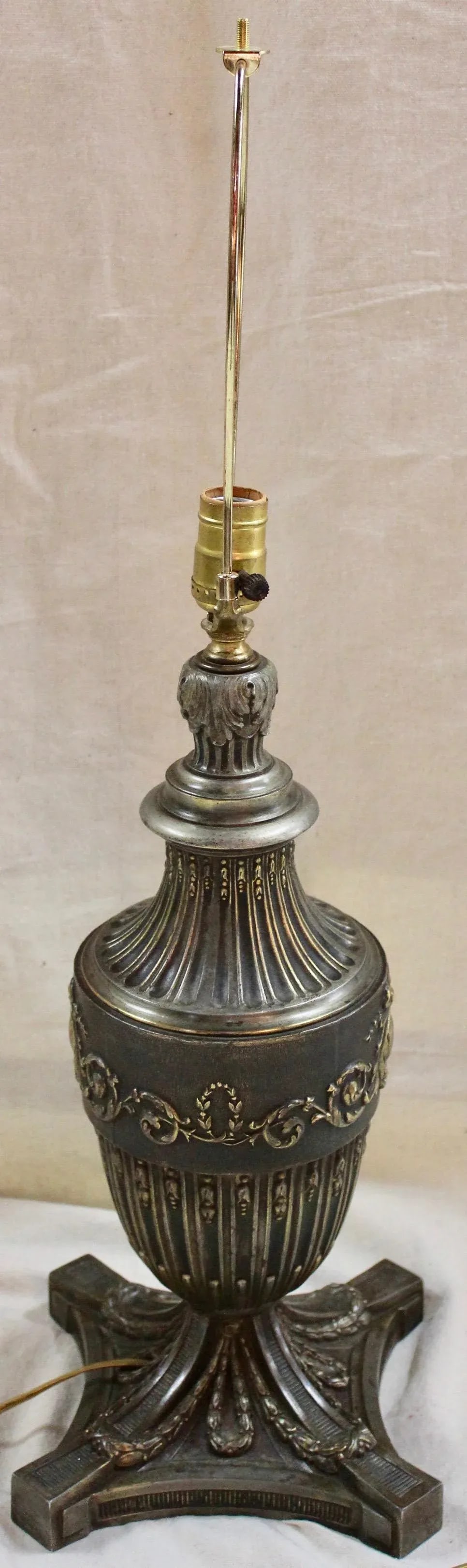 19th Century Neoclassical Spelter "Kerosene" Lamp - 3