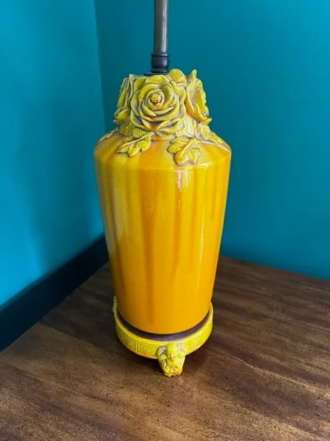 1960s Chinoiserie Glazed Ceramic Lamp With Floral Design - 2