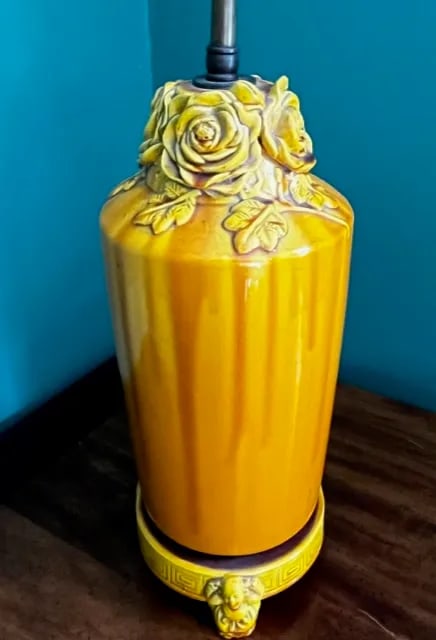 1960s Chinoiserie Glazed Ceramic Lamp With Floral Design - 4
