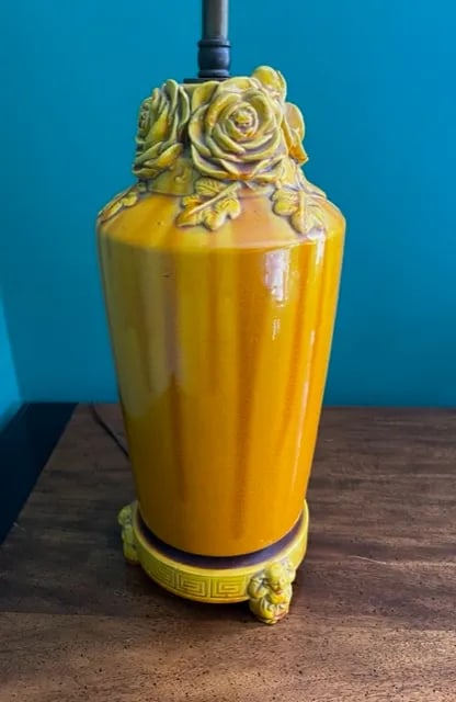 1960s Chinoiserie Glazed Ceramic Lamp With Floral Design - 7