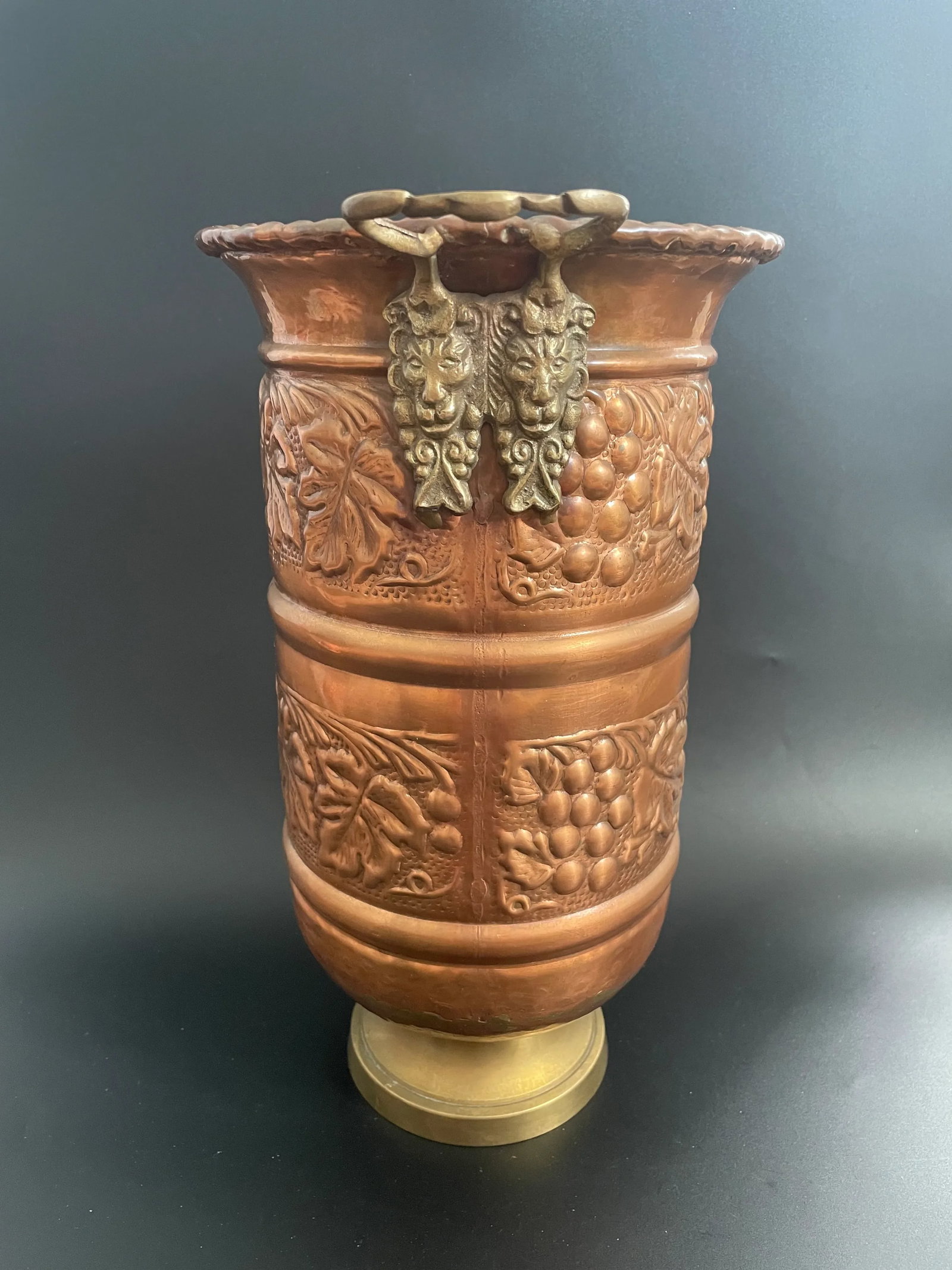 Vintage Embossed Brass Grapes & Vines Jardiniere Planter Vase With Lion Head Handles - 5