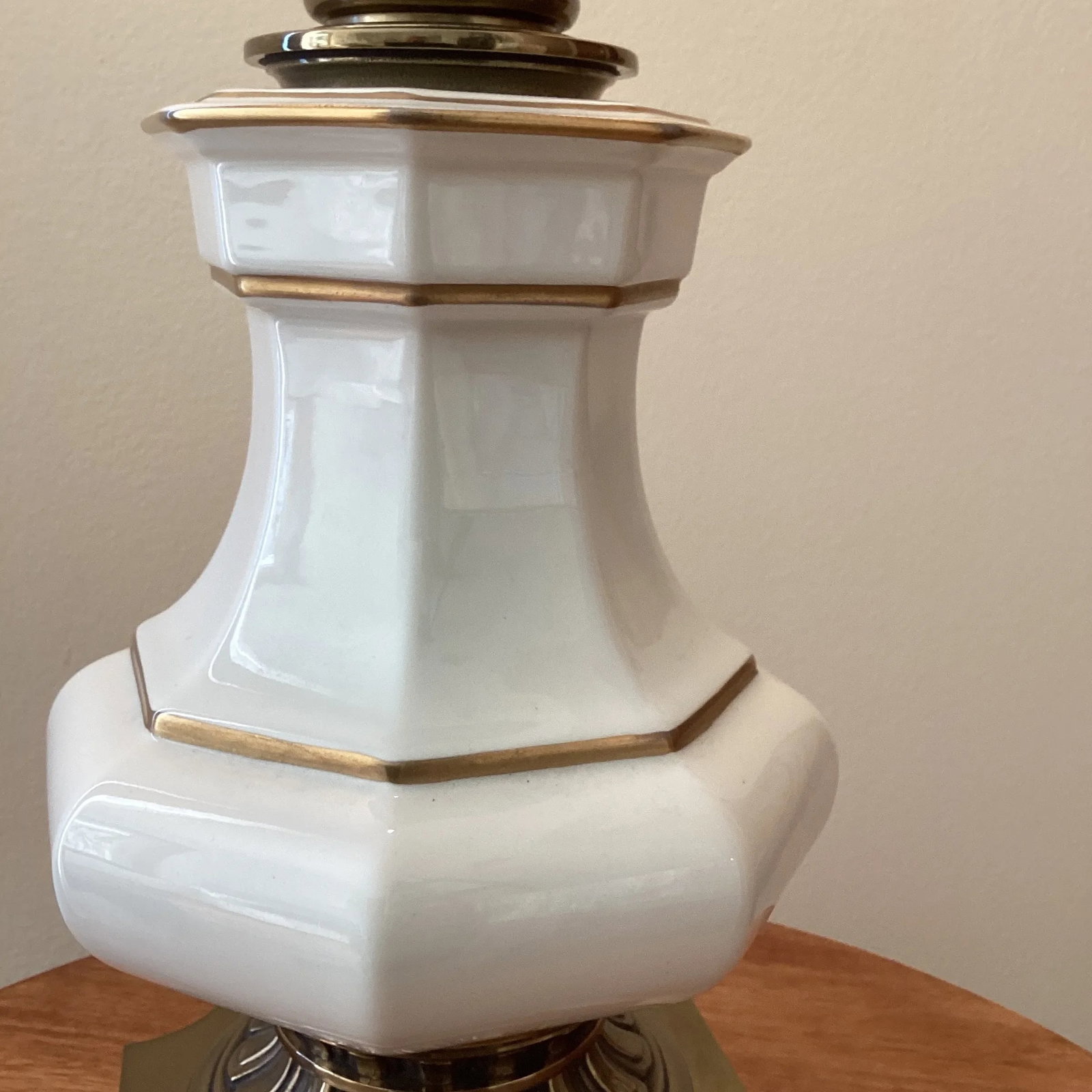 Vintage Stiffel Solid Brass & Bronze Ceramic Porcelain Lamp With Base - 4