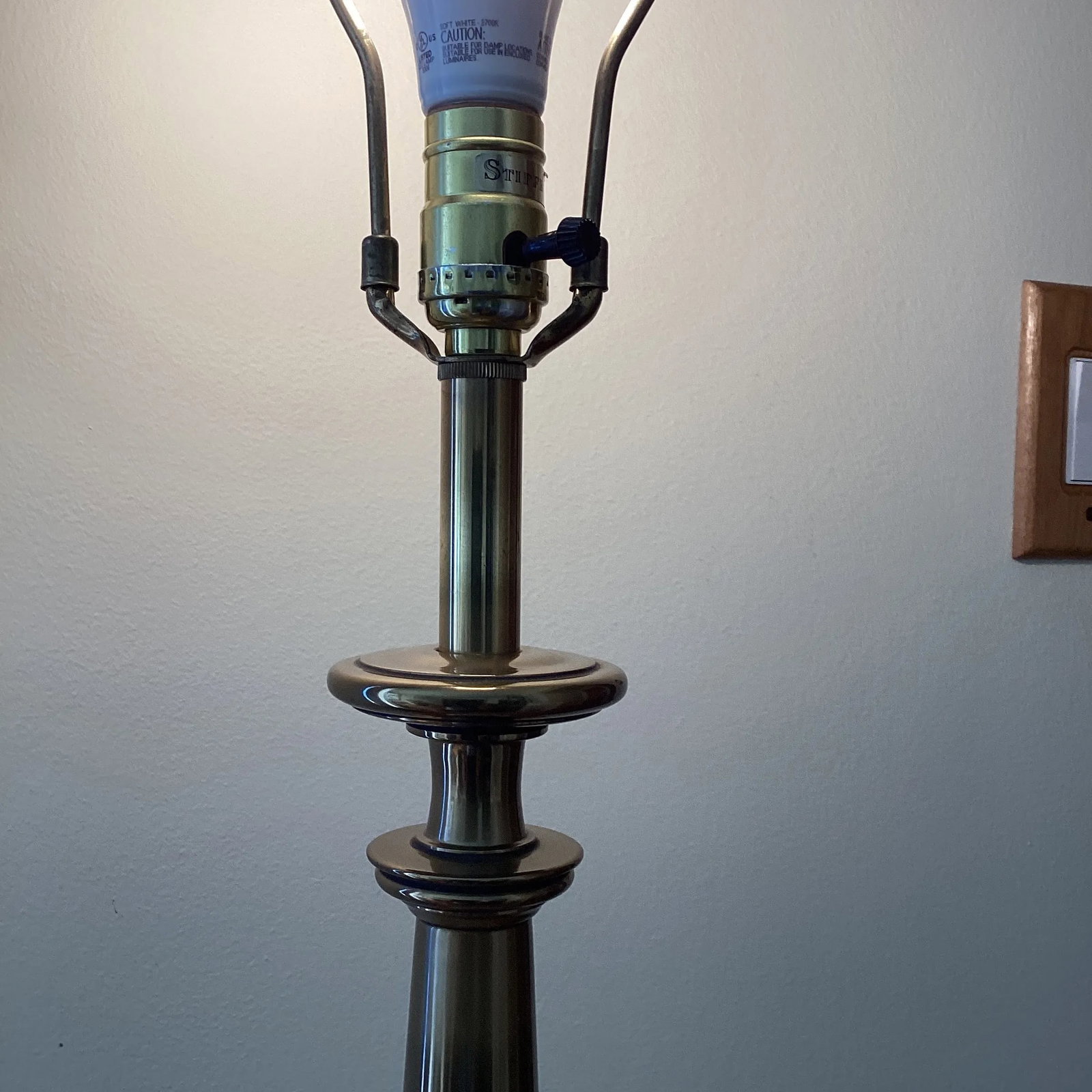 Vintage Stiffel Solid Brass & Bronze Ceramic Porcelain Lamp With Base - 6