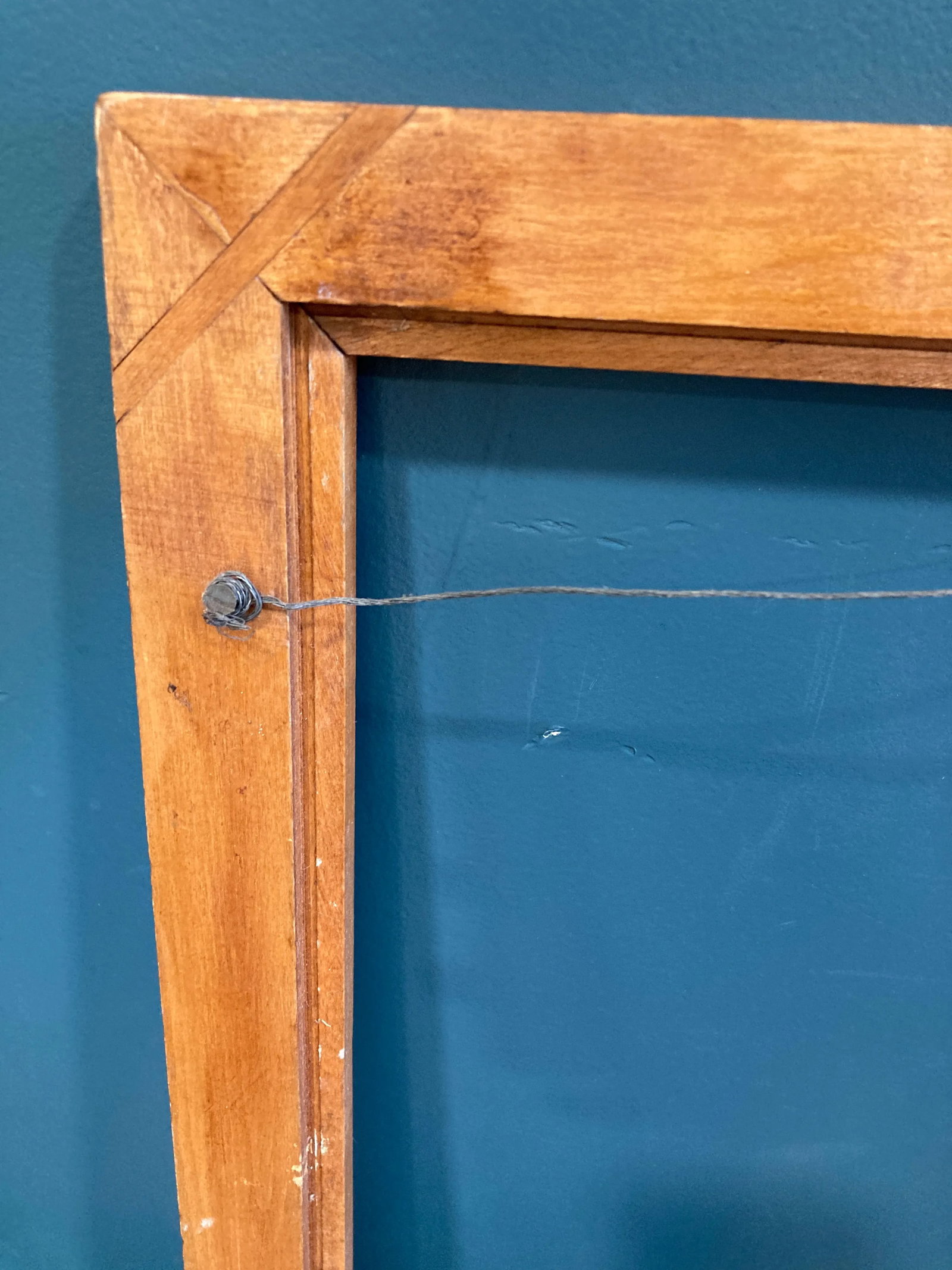 Early 1900's Hand Carved Wood Frame With Vines - 4