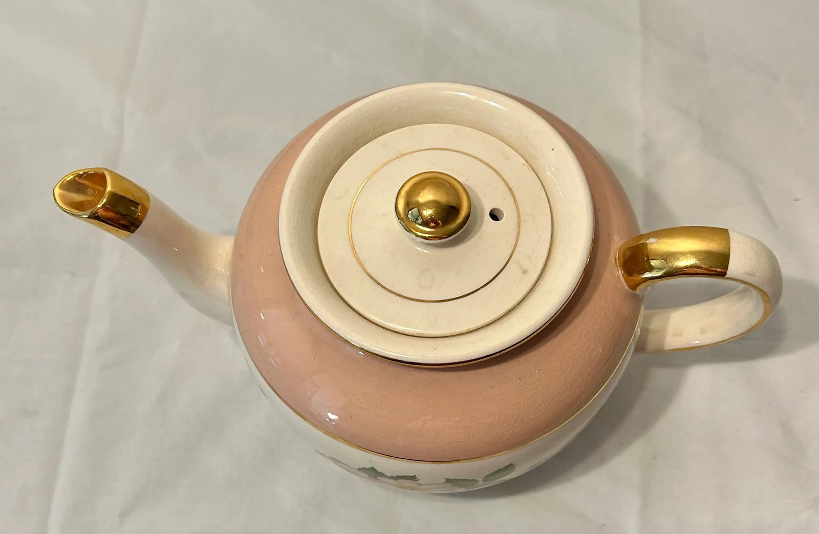 1950s Ellgreave Pink Floral Tea Pot With Gold Trim - 7