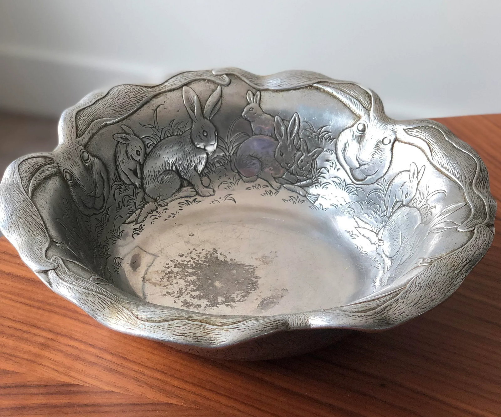 1980s Vintage Arthur Court Aluminum Bunny Rabbit Serving Bowl - 11